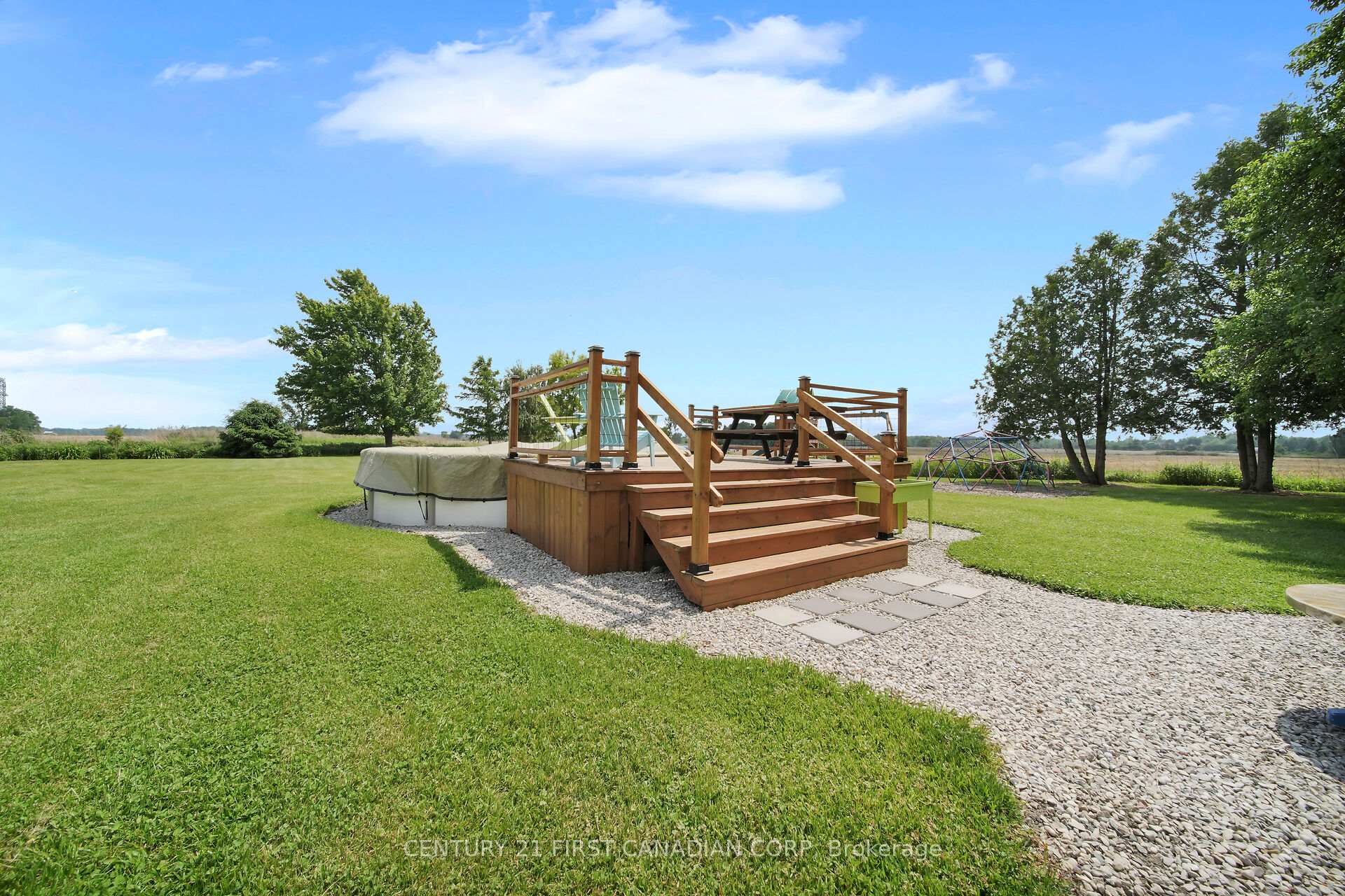Photo 38 of 24631 Stalker Line, West Elgin, Rural West Elgin — HOMEH