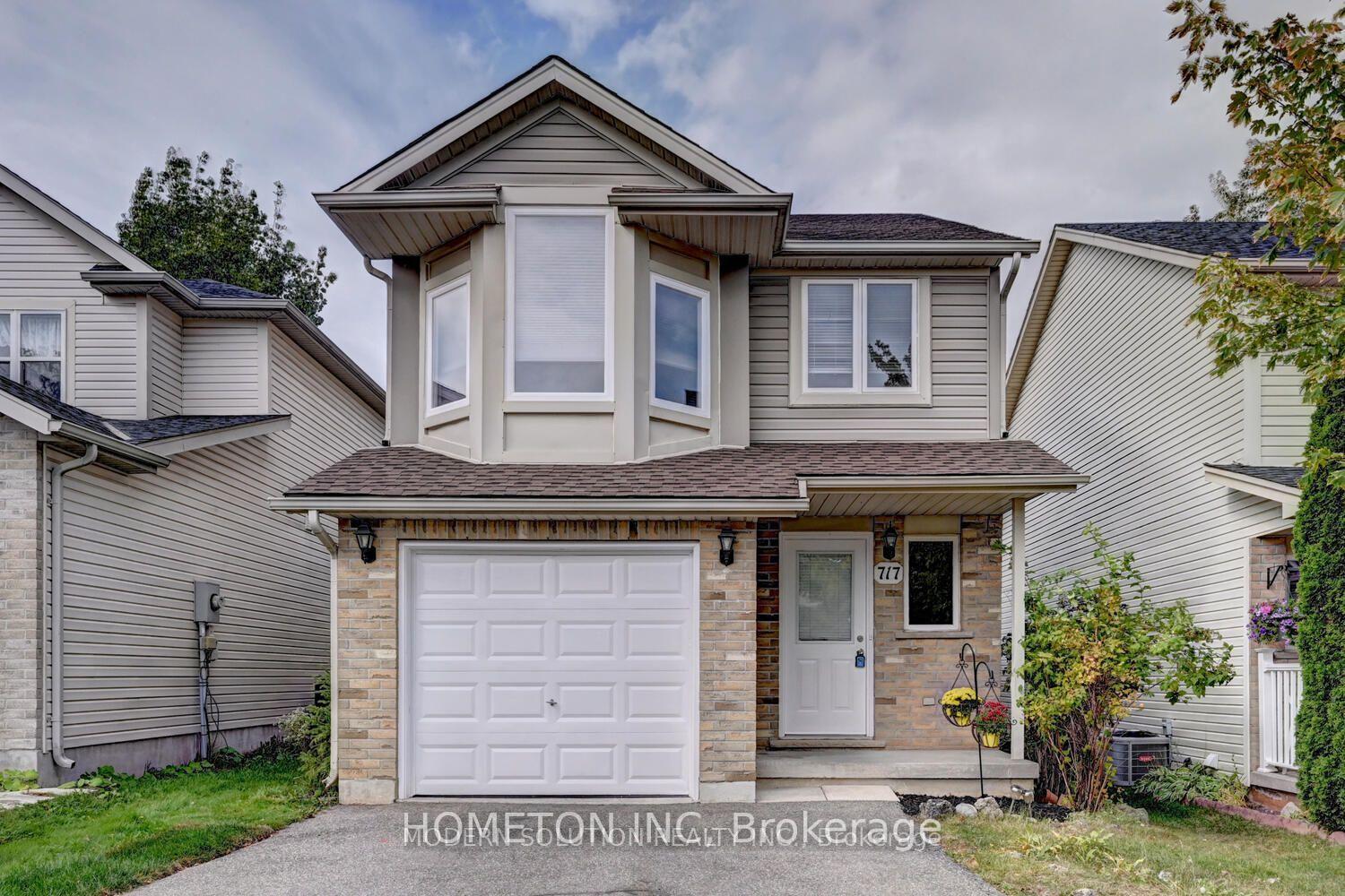 Photo 2 of 717 Paris Boulevard, Waterloo — HOMEH