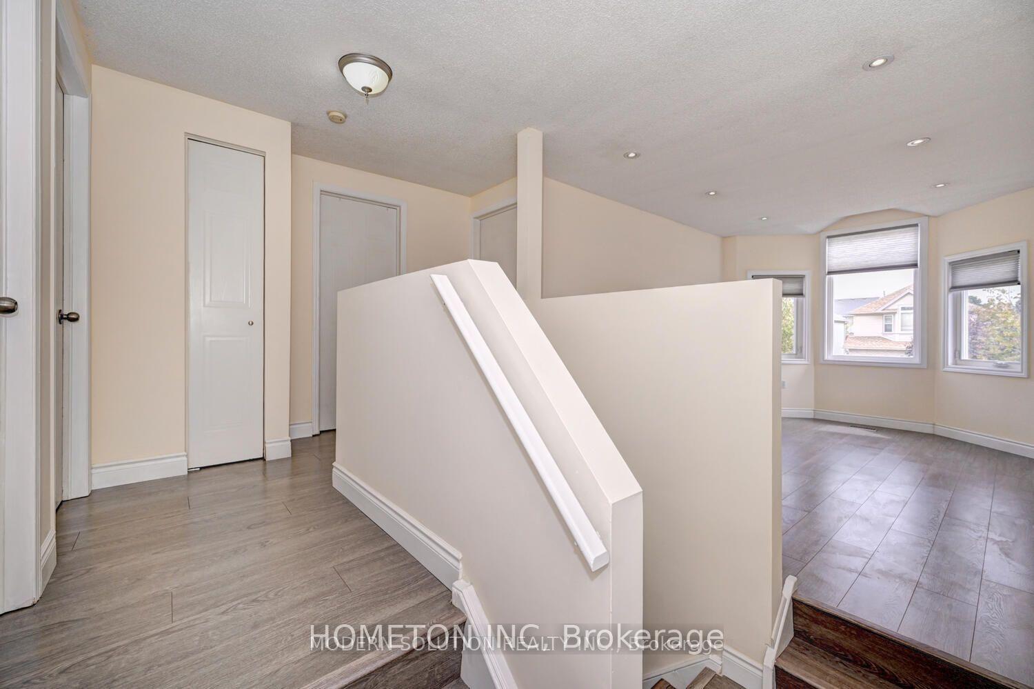 Photo 16 of 717 Paris Boulevard, Waterloo — HOMEH