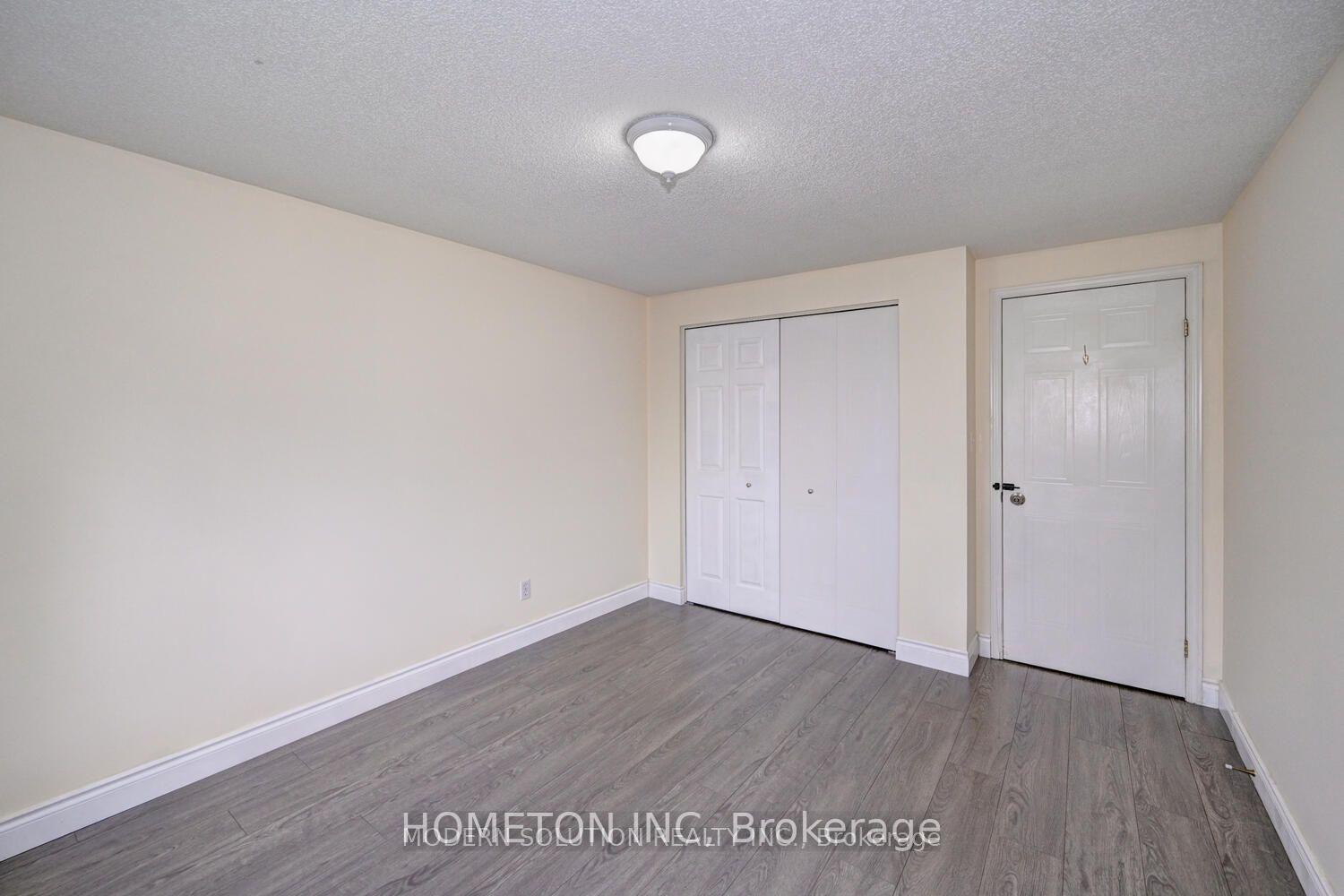 Photo 18 of 717 Paris Boulevard, Waterloo — HOMEH