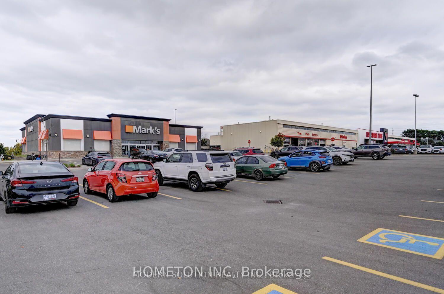 Photo 29 of 717 Paris Boulevard, Waterloo — HOMEH