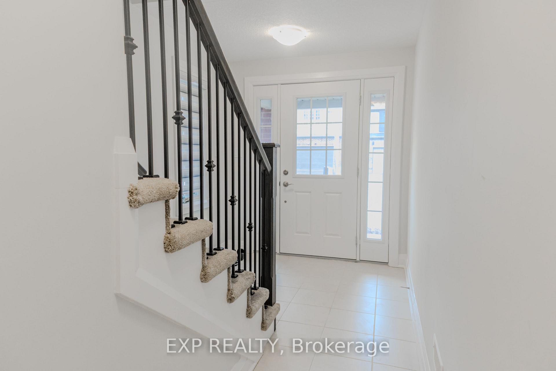 Photo 4 of 241 Raspberry Place, Waterloo — HOMEH