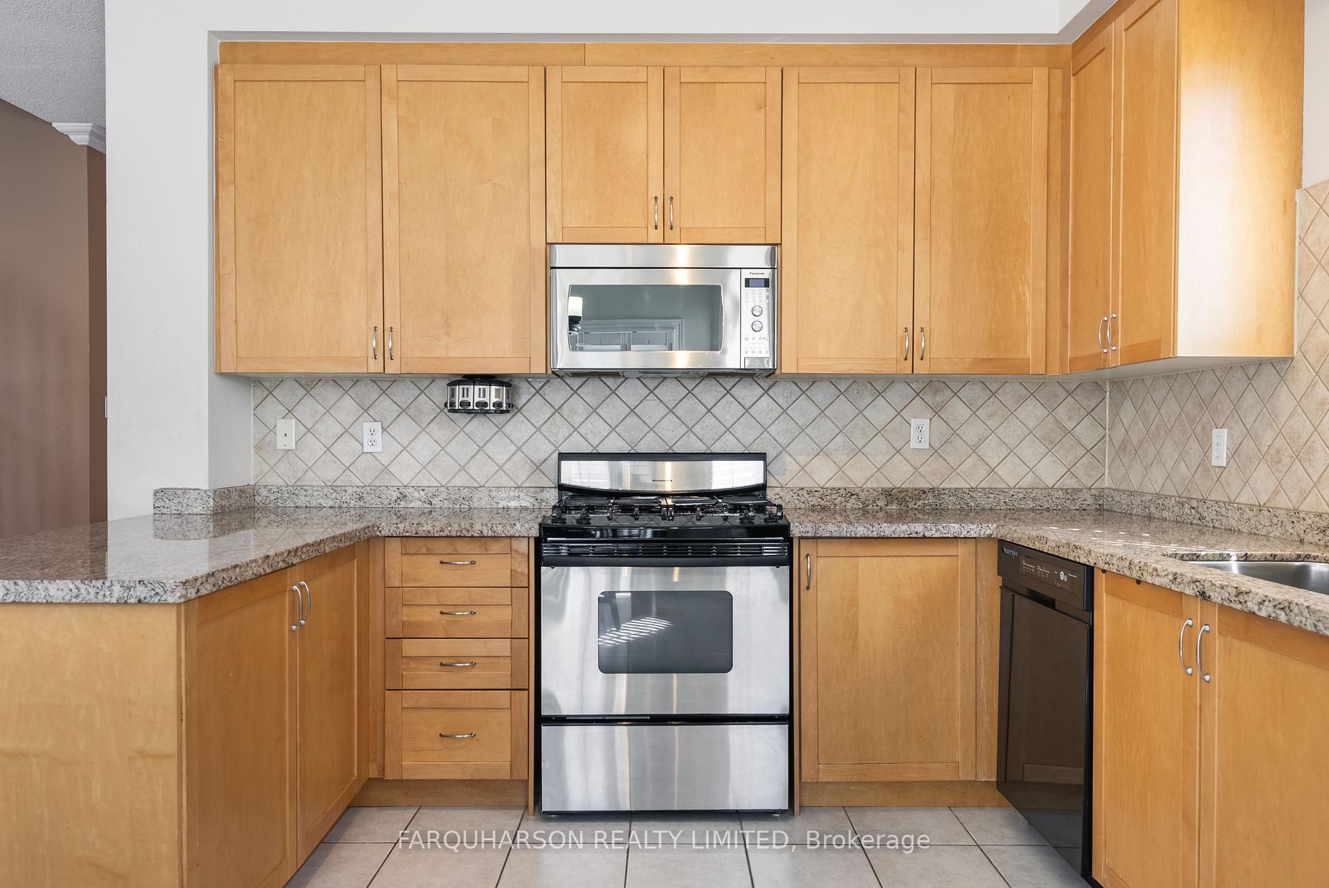 Photo 7 of 129 Fox Hound Crescent, Vaughan, Vellore Village — HOMEH