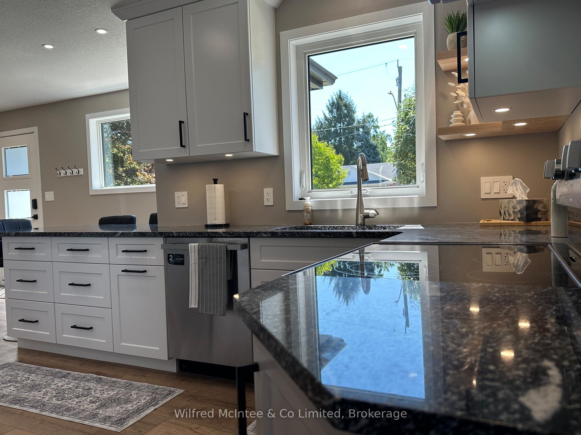 Photo 13 of 166 Cornwall Street, Waterloo — HOMEH