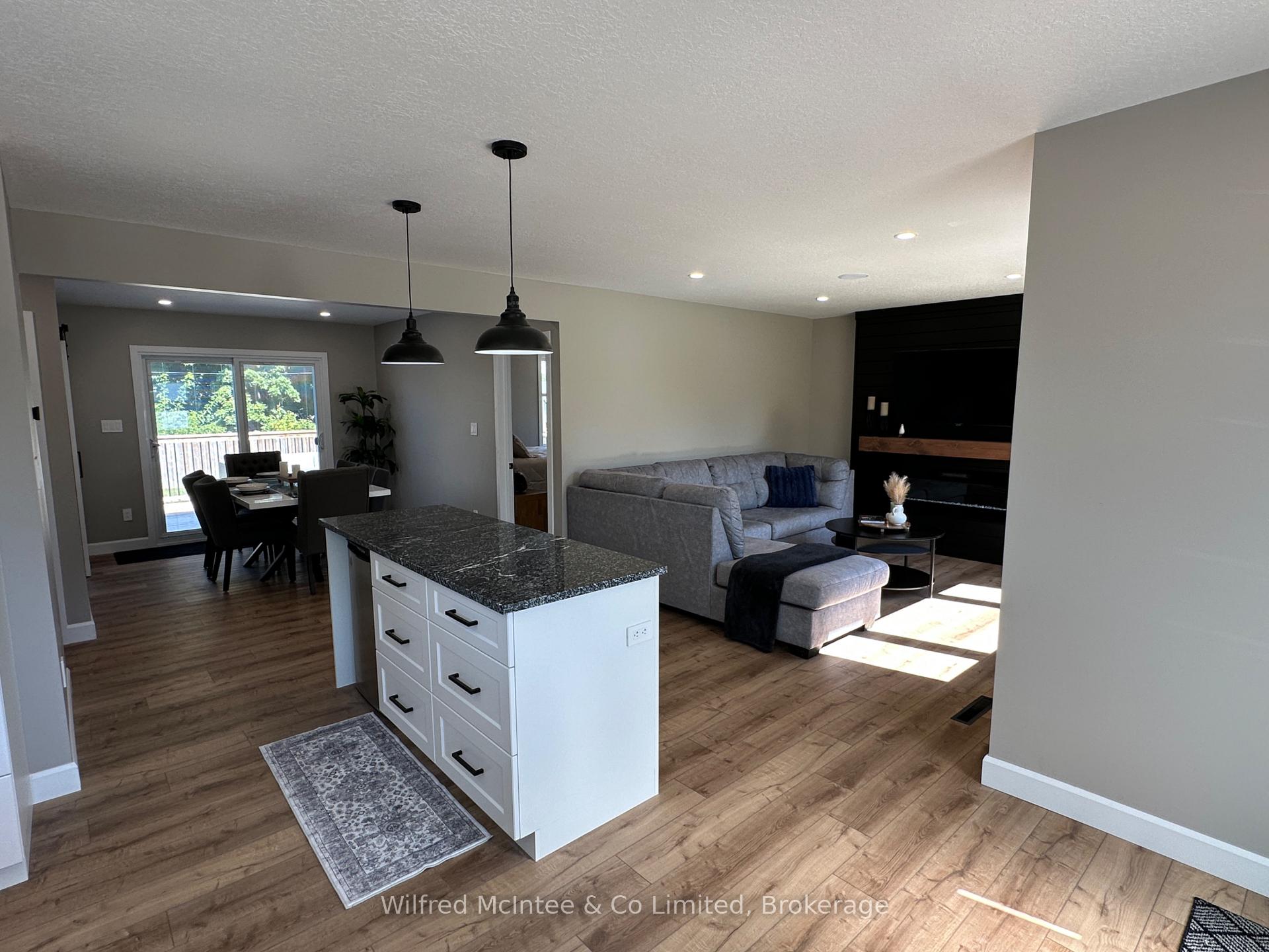 Photo 16 of 166 Cornwall Street, Waterloo — HOMEH