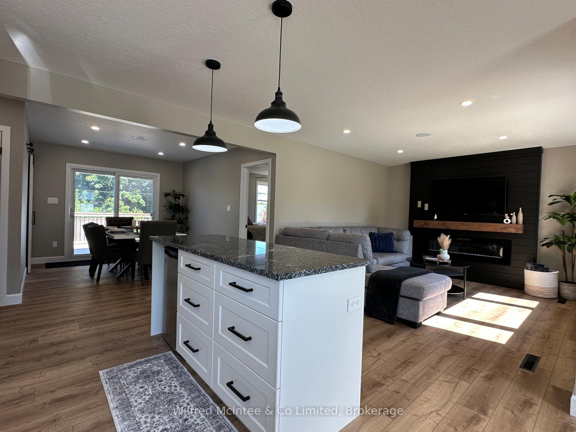 Photo 18 of 166 Cornwall Street, Waterloo — HOMEH