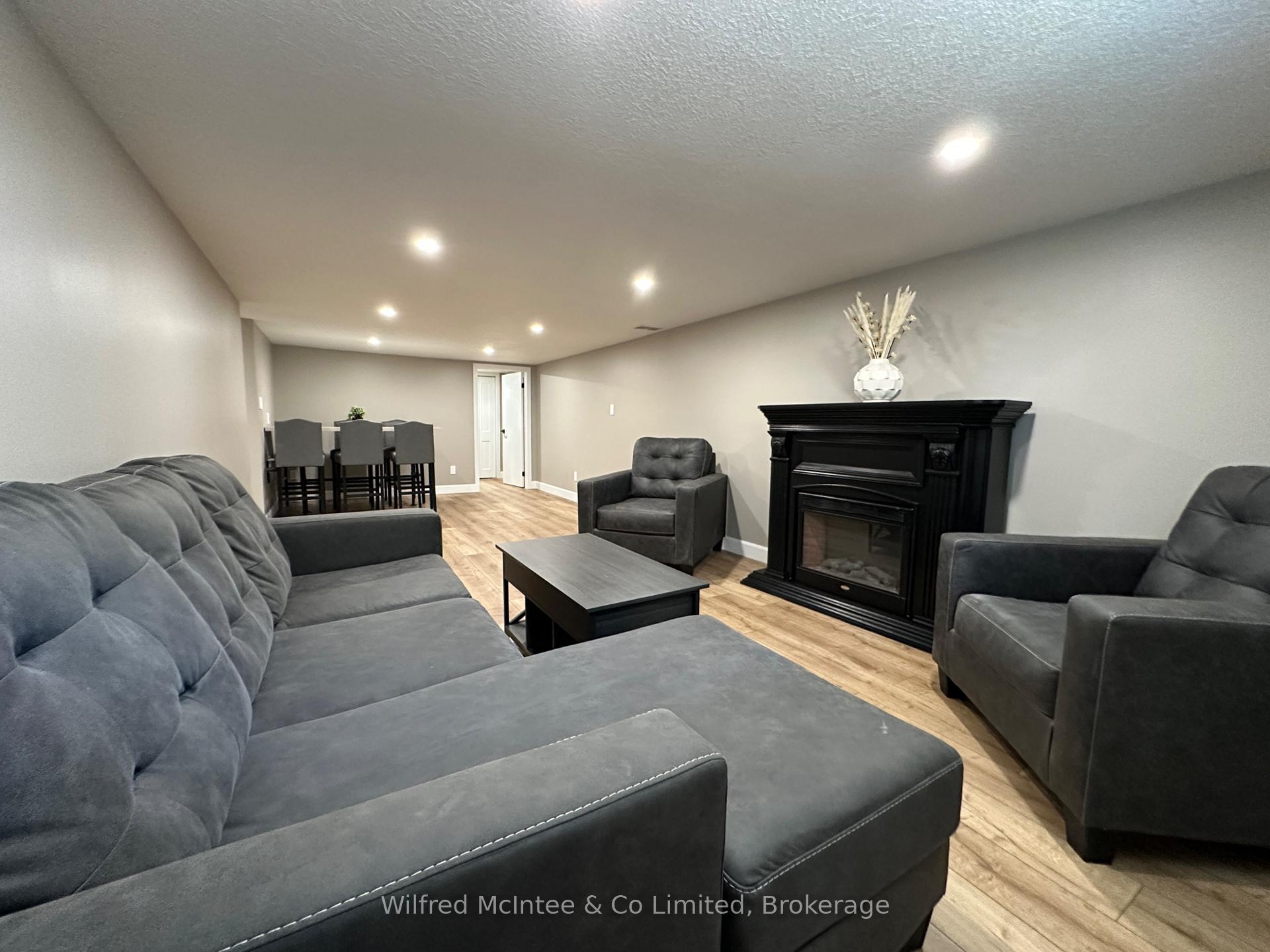 Photo 27 of 166 Cornwall Street, Waterloo — HOMEH