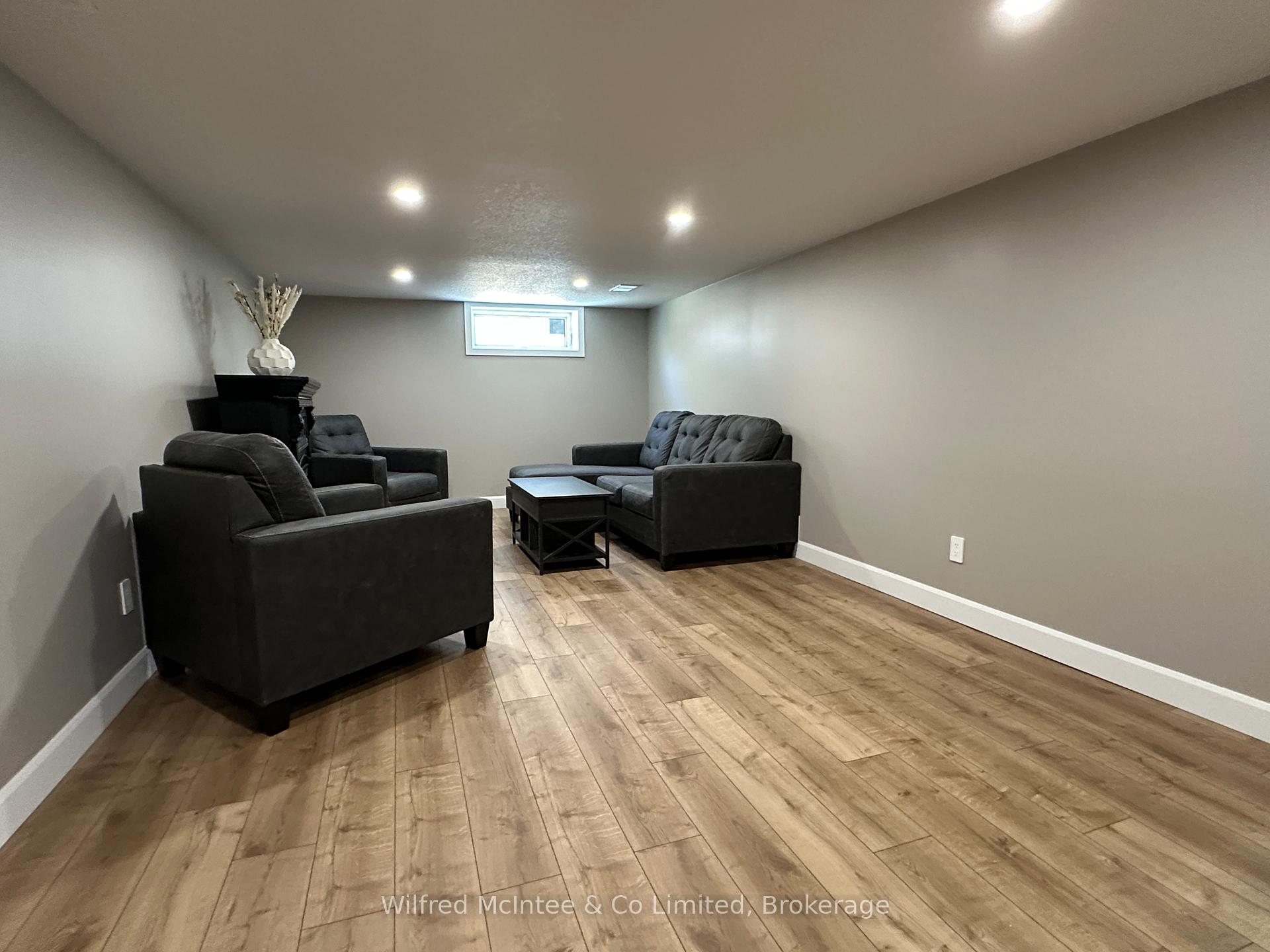 Photo 28 of 166 Cornwall Street, Waterloo — HOMEH