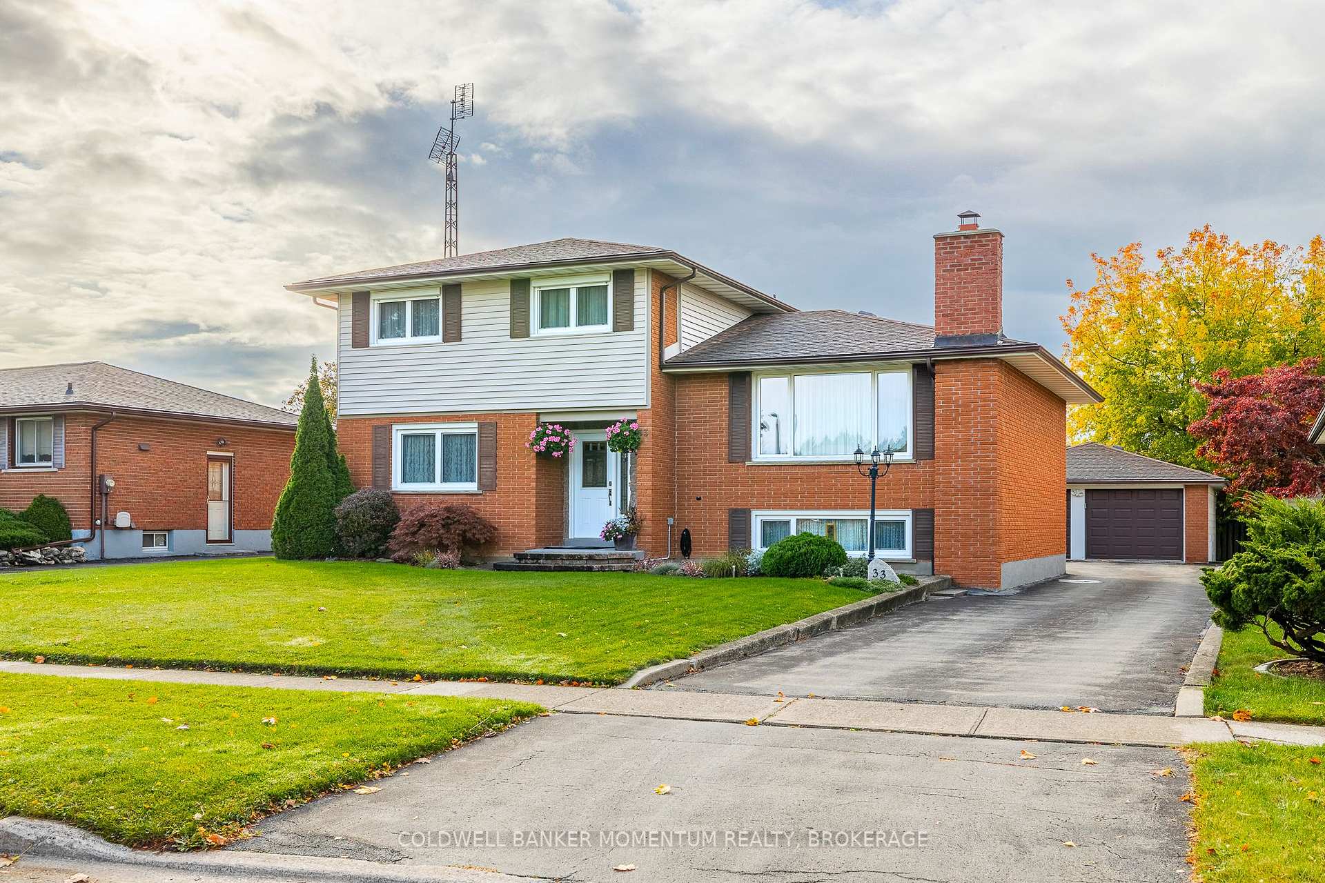Front of 33 Rolling Acres Drive