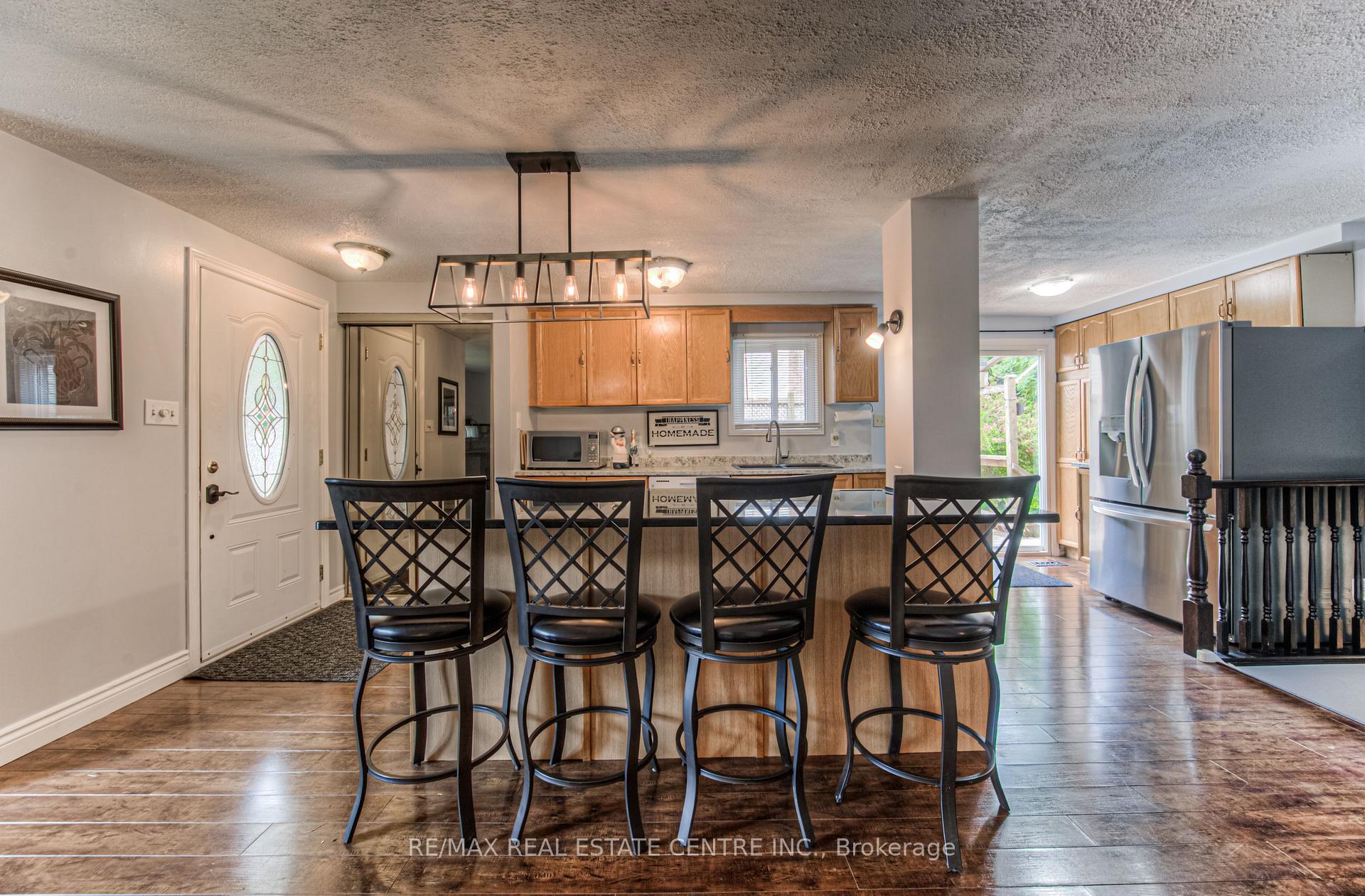 Photo 11 of 176 Coghill Place, Waterloo — HOMEH