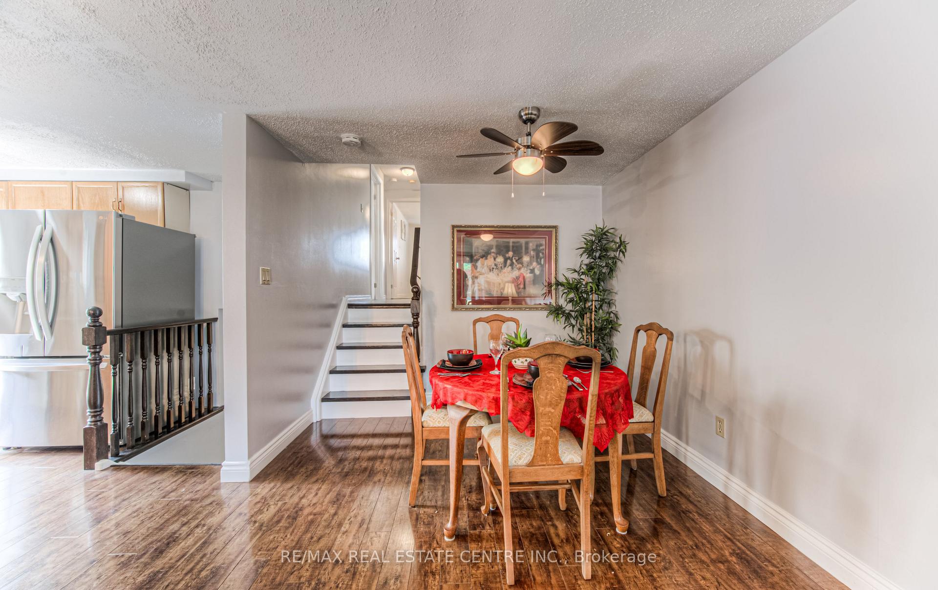Photo 12 of 176 Coghill Place, Waterloo — HOMEH