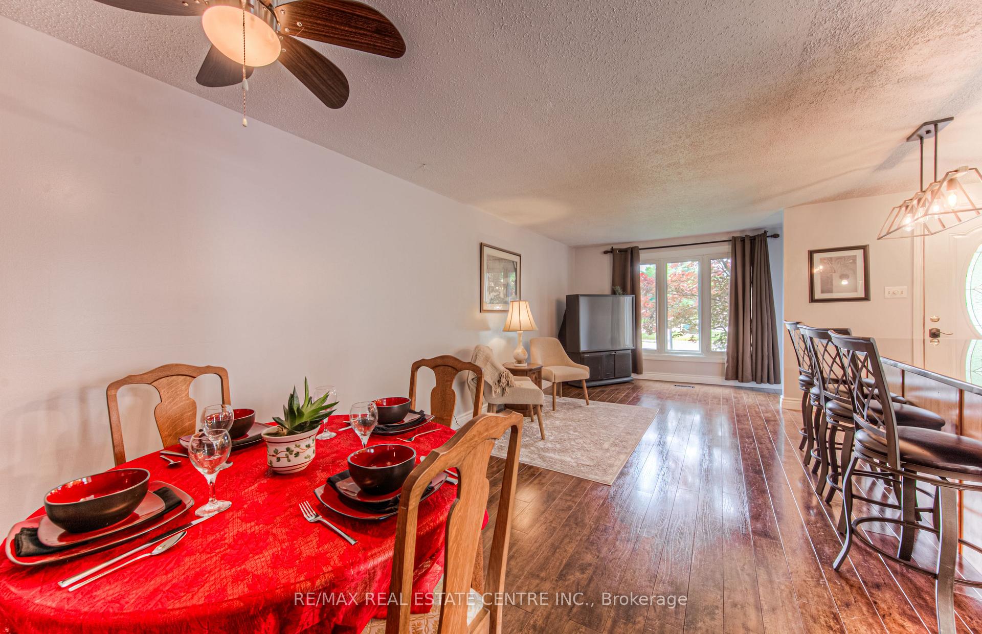 Photo 14 of 176 Coghill Place, Waterloo — HOMEH