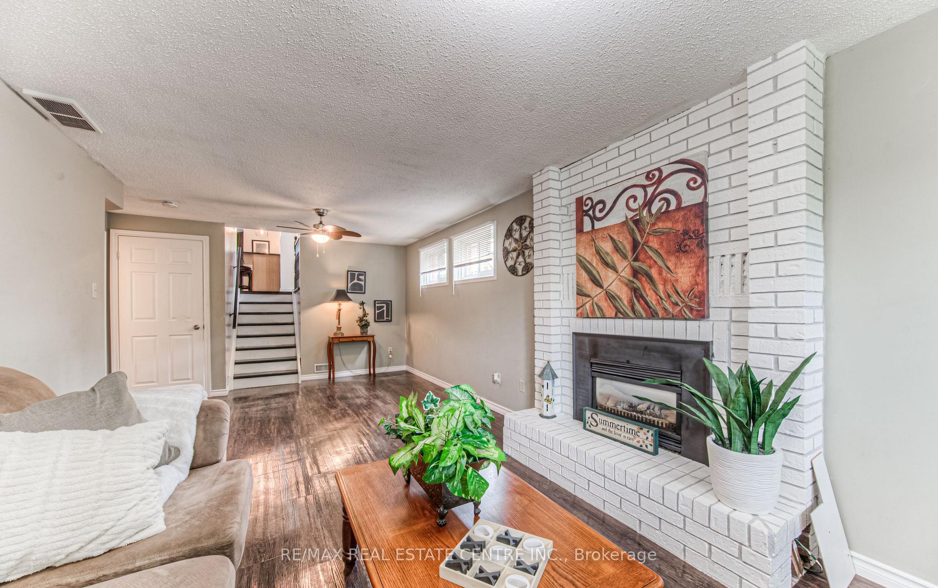 Photo 28 of 176 Coghill Place, Waterloo — HOMEH