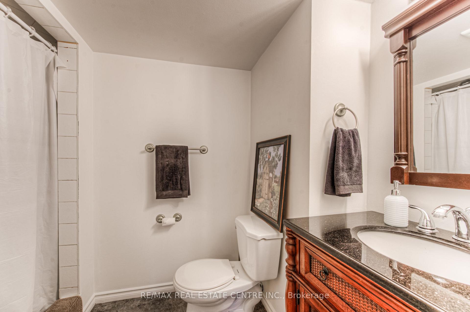 Photo 31 of 176 Coghill Place, Waterloo — HOMEH