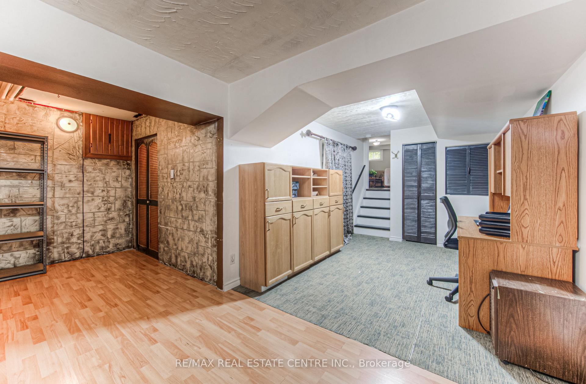 Photo 34 of 176 Coghill Place, Waterloo — HOMEH