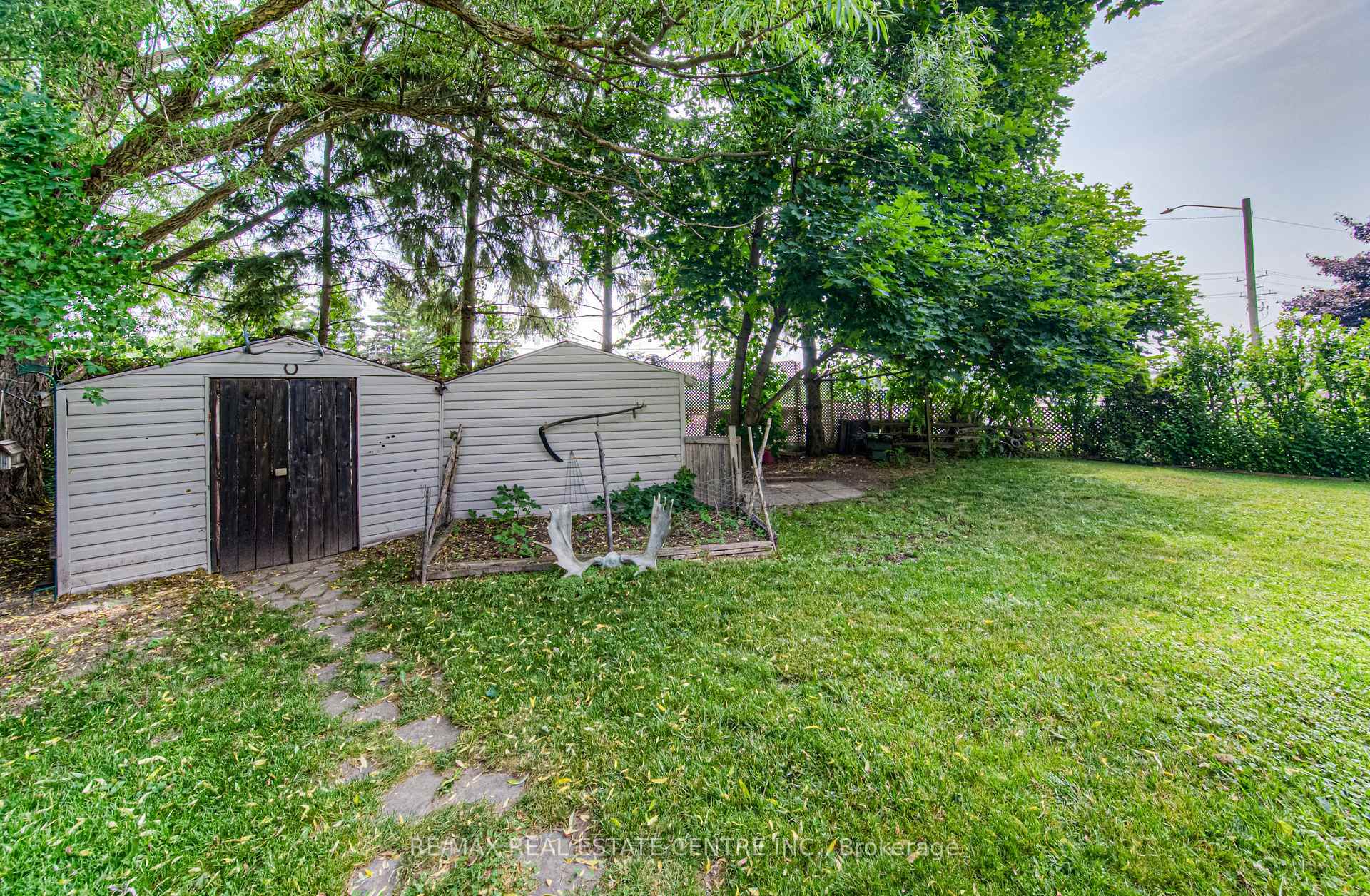Photo 37 of 176 Coghill Place, Waterloo — HOMEH