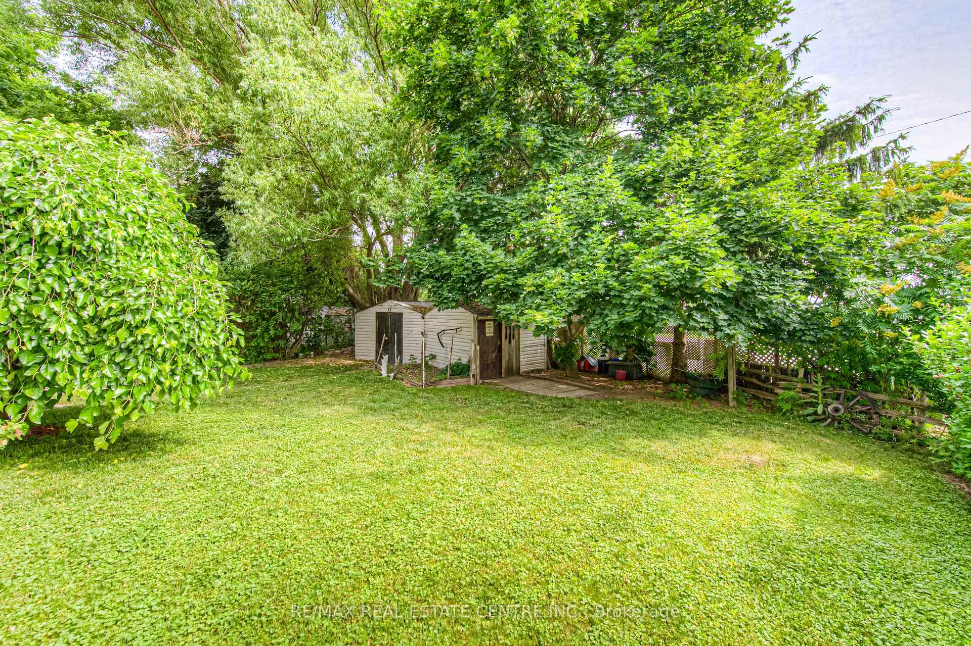 Photo 40 of 176 Coghill Place, Waterloo — HOMEH