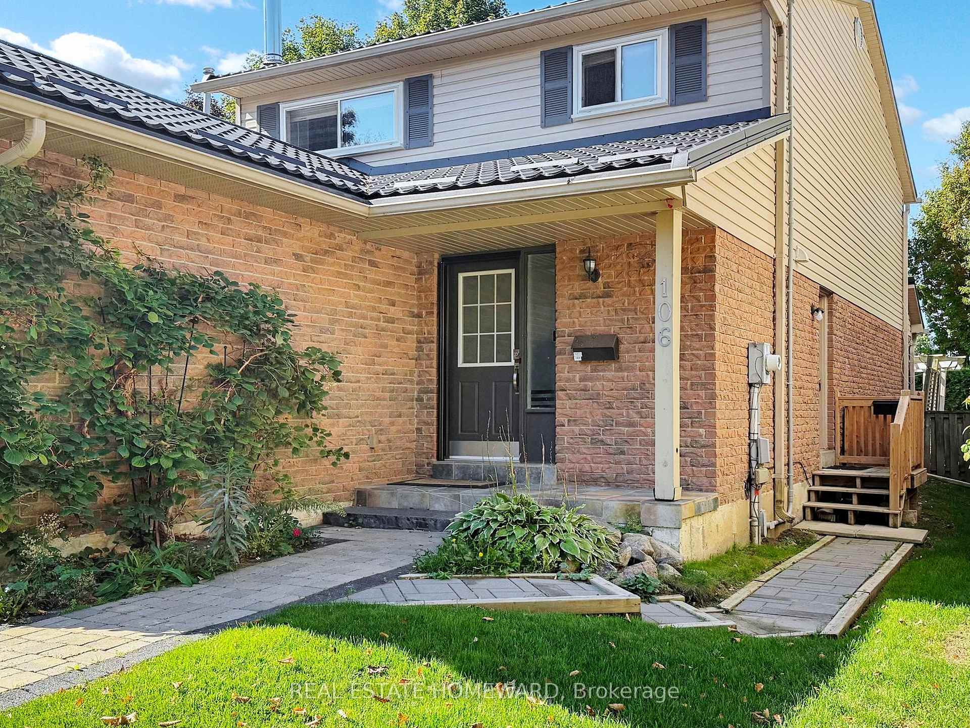 Photo 1 of Unit Basement, 106 Walton Drive, Aurora, Aurora Village — HOMEH