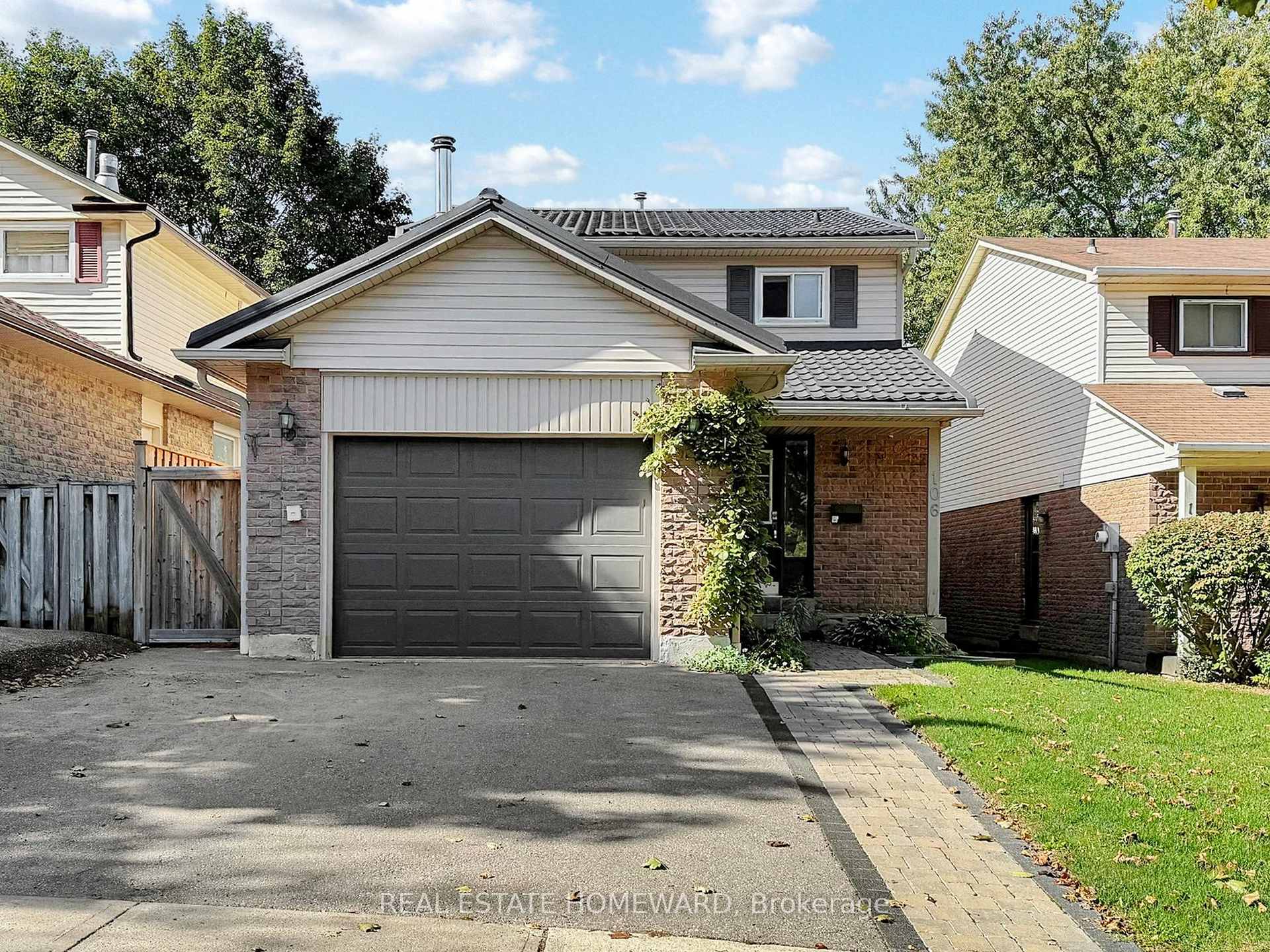 Photo 7 of Unit Basement, 106 Walton Drive, Aurora, Aurora Village — HOMEH