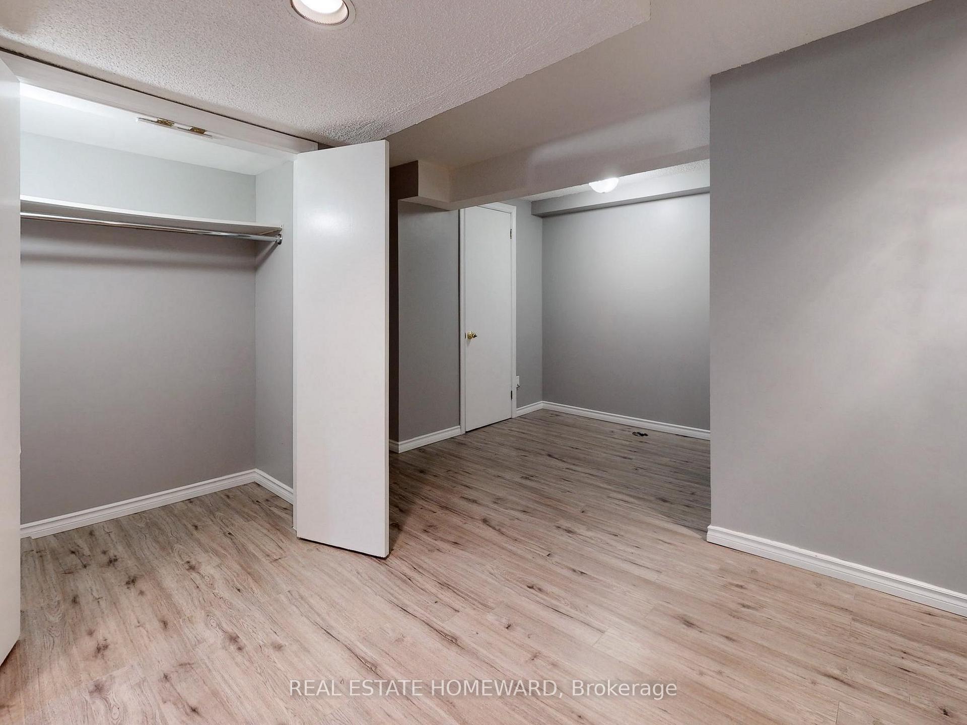 Photo 3 of Unit Basement, 106 Walton Drive, Aurora, Aurora Village — HOMEH