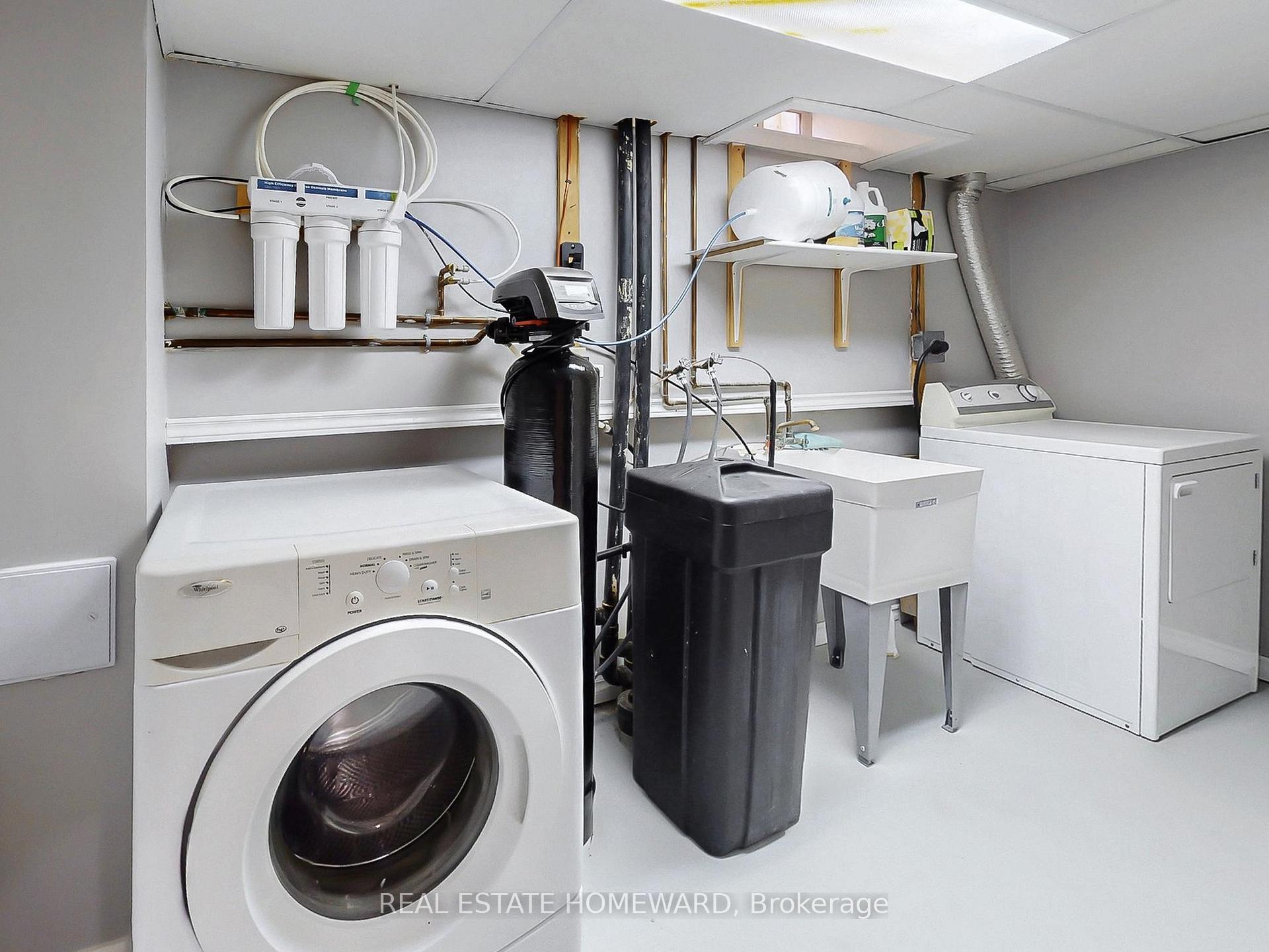 Photo 11 of Unit Basement, 106 Walton Drive, Aurora, Aurora Village — HOMEH