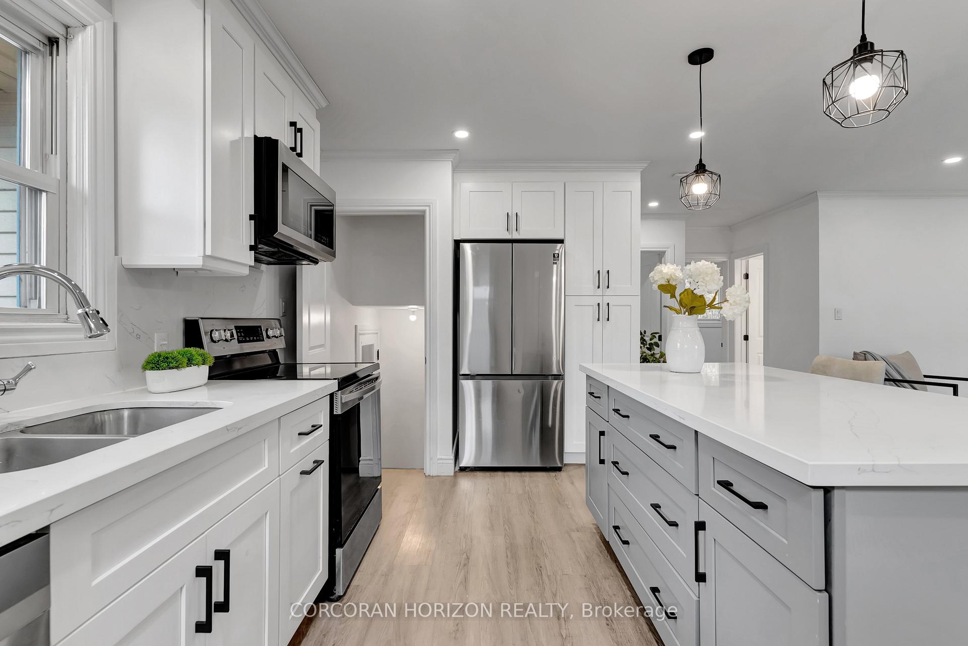 Photo 11 of 84 Weber Street S, Waterloo, Uptown Waterloo — HOMEH