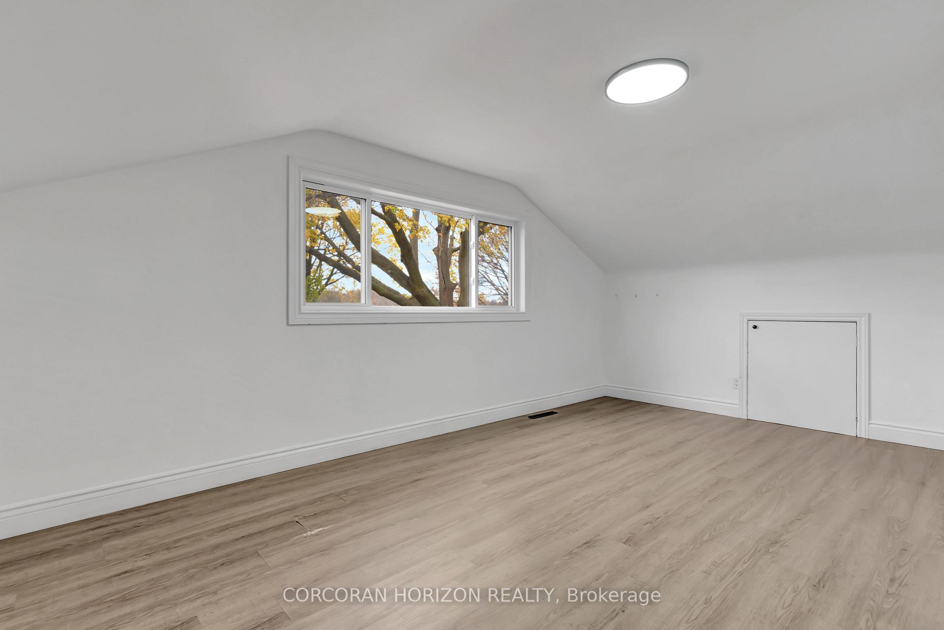 Photo 19 of 84 Weber Street S, Waterloo, Uptown Waterloo — HOMEH