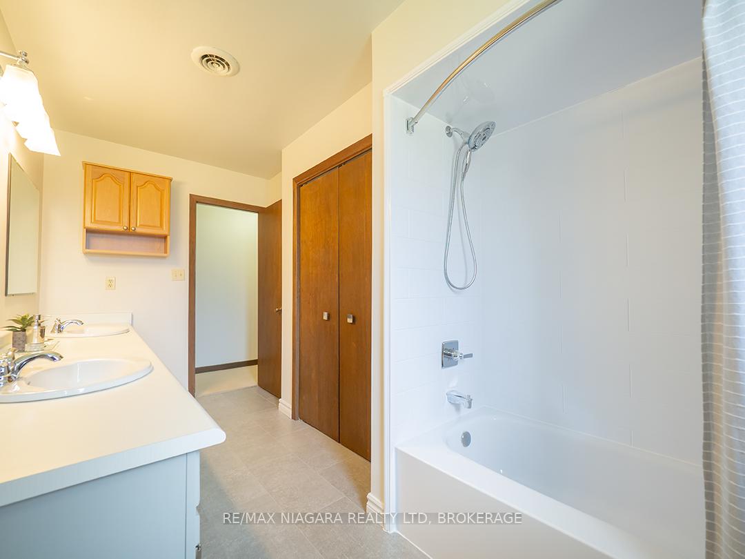 Photo 26 of 40177 Con 4 Road, Wainfleet, Marshville/Winger — HOMEH