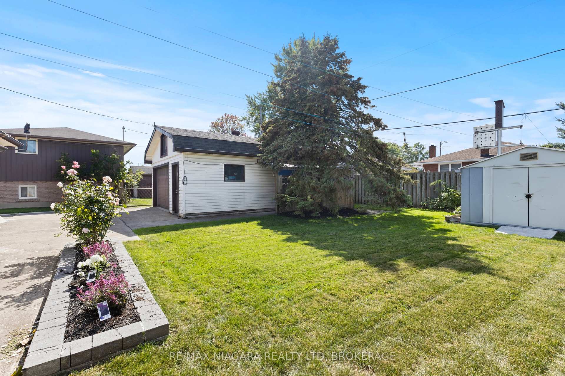 Photo 1 of 96 Watt Avenue, Welland, Lincoln/Crowland — HOMEH