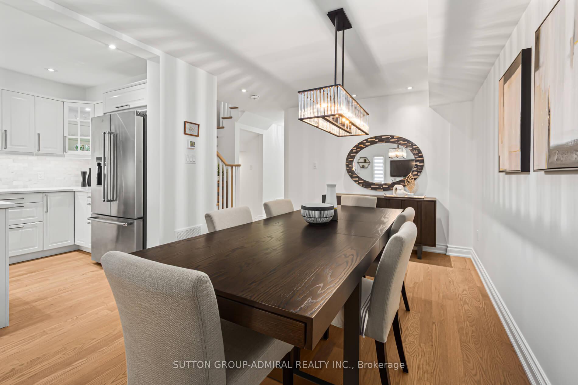 Photo 7 of 10 Oak Park Crescent, Vaughan, Rural Vaughan — HOMEH