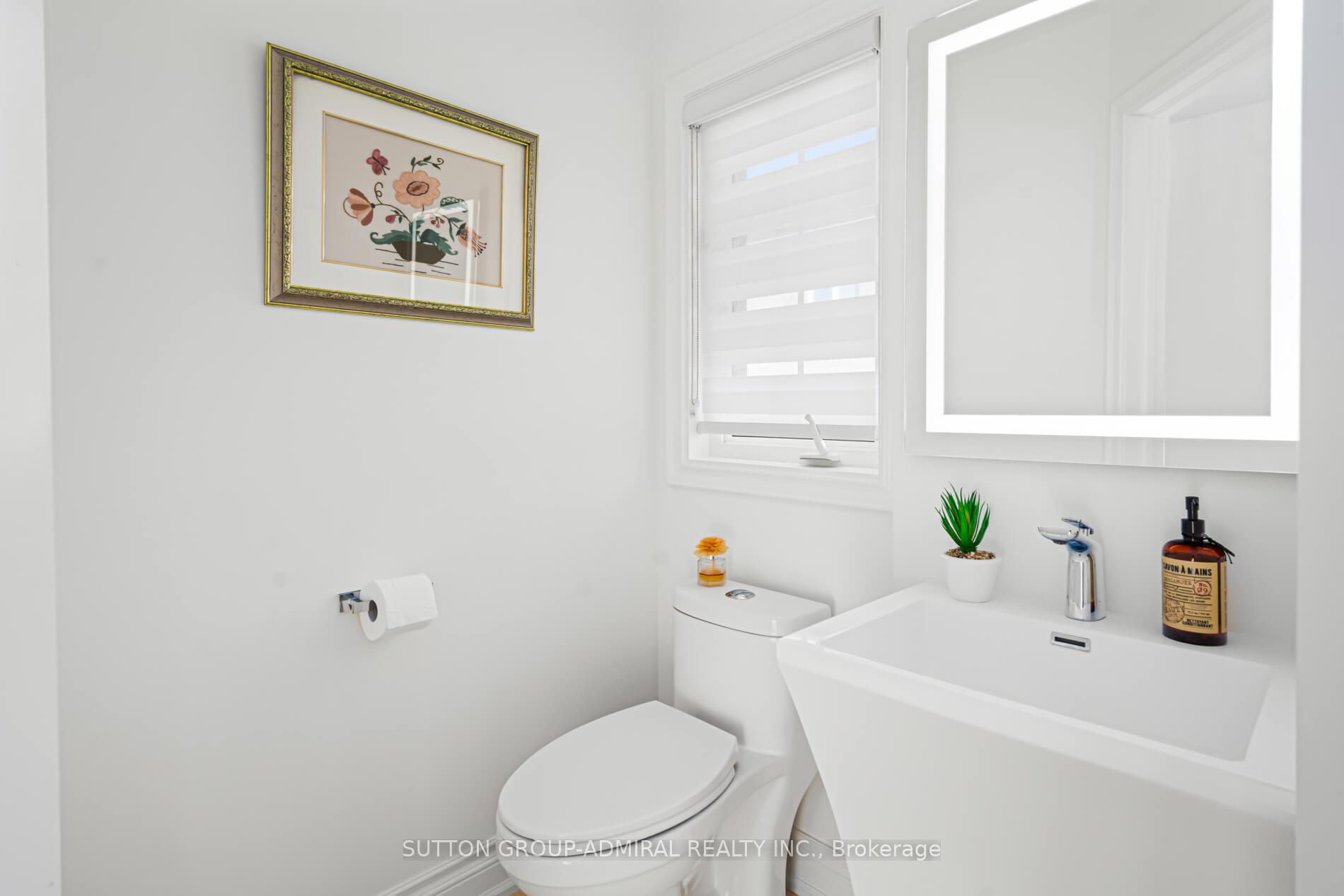 Photo 17 of 10 Oak Park Crescent, Vaughan, Rural Vaughan — HOMEH
