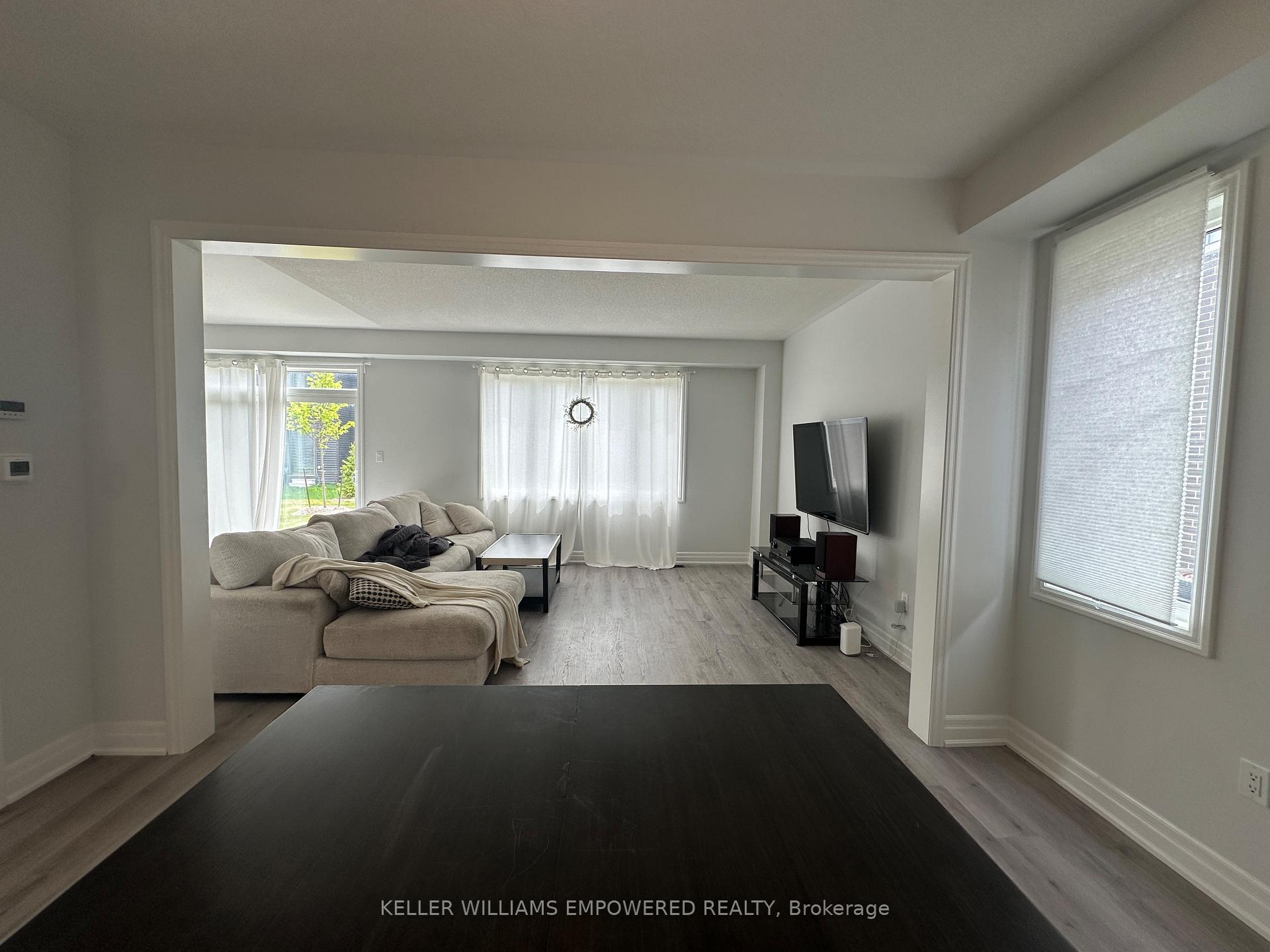 Photo 7 of 38 Del Ray Crescent, Wasaga Beach — HOMEH