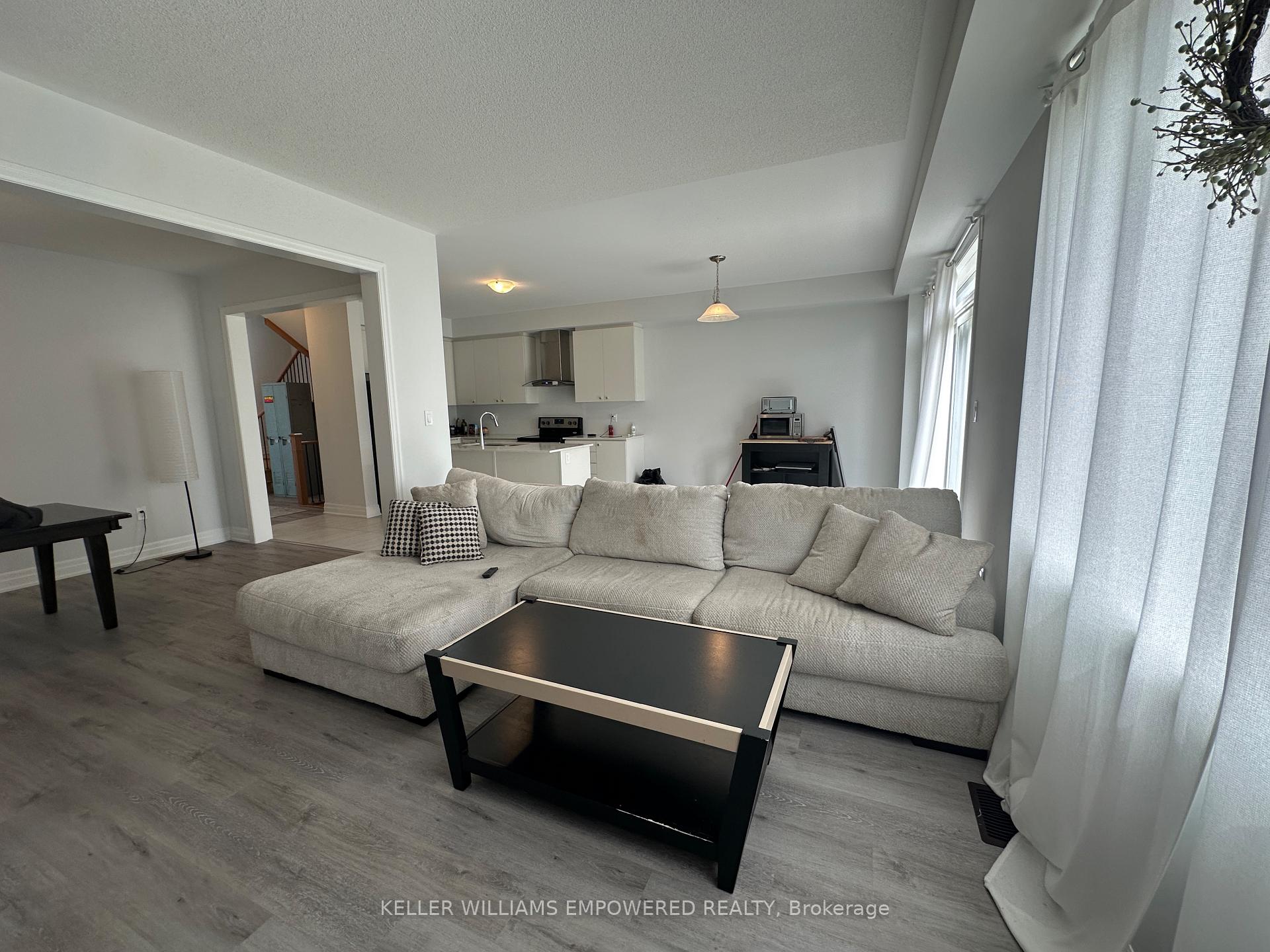 Photo 9 of 38 Del Ray Crescent, Wasaga Beach — HOMEH