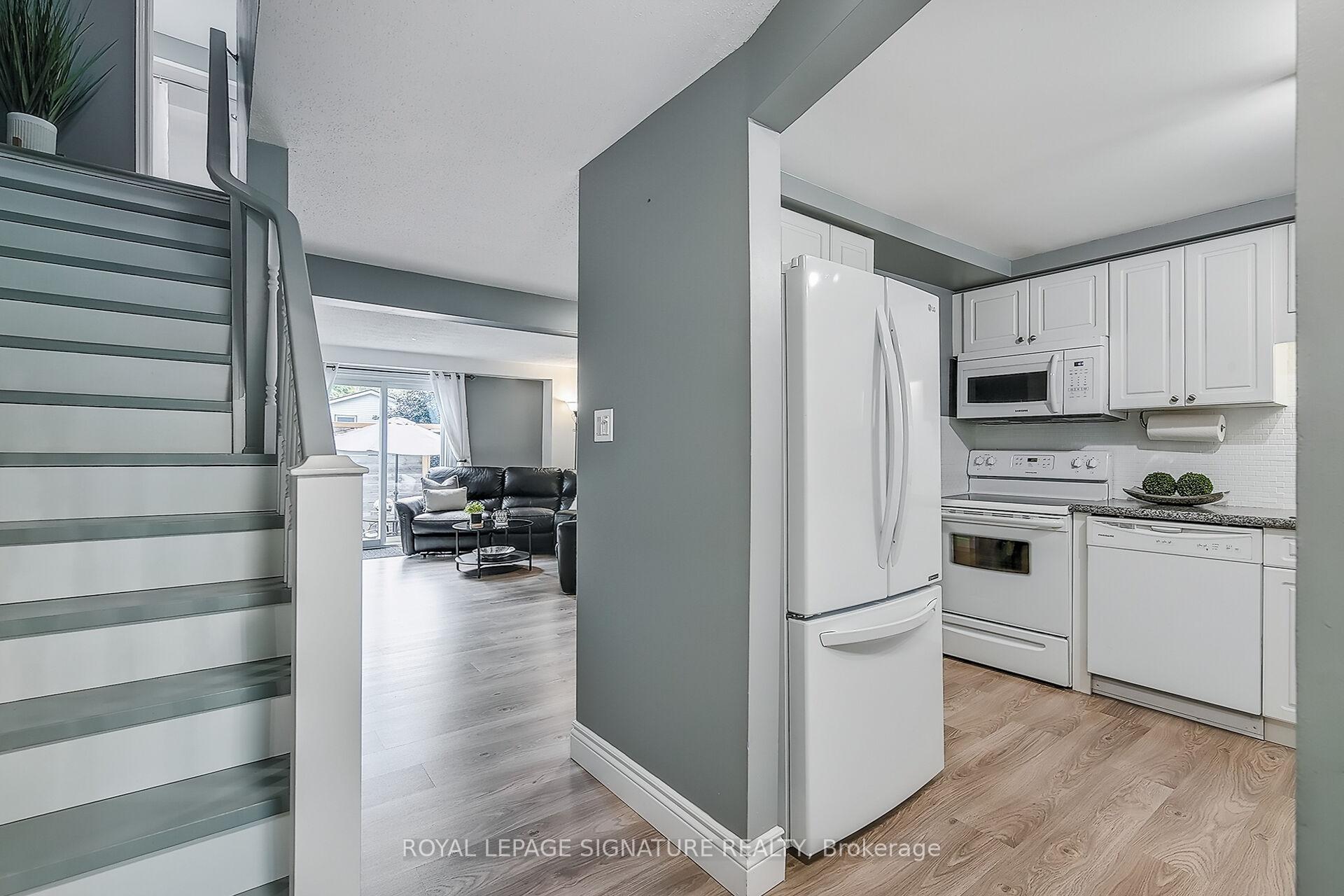 Photo 5 of 360 Cornerbrook Place, Waterloo — HOMEH
