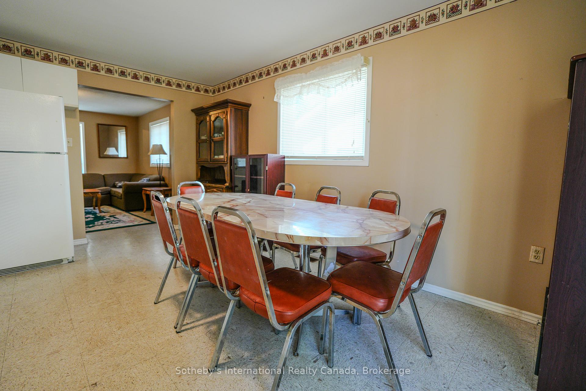 Photo 13 of 19 47th Street S, Wasaga Beach — HOMEH