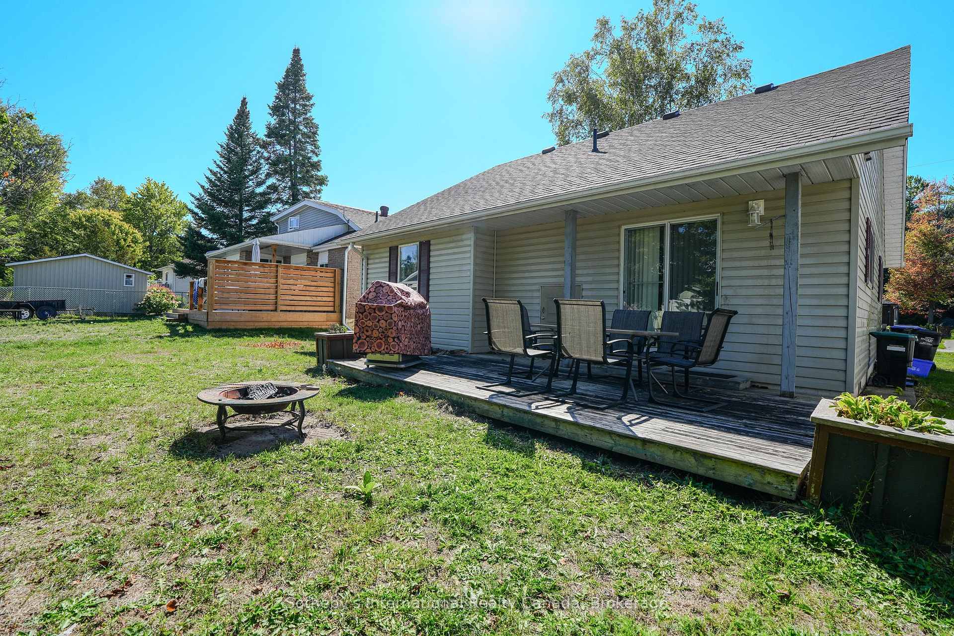 Photo 17 of 19 47th Street S, Wasaga Beach — HOMEH