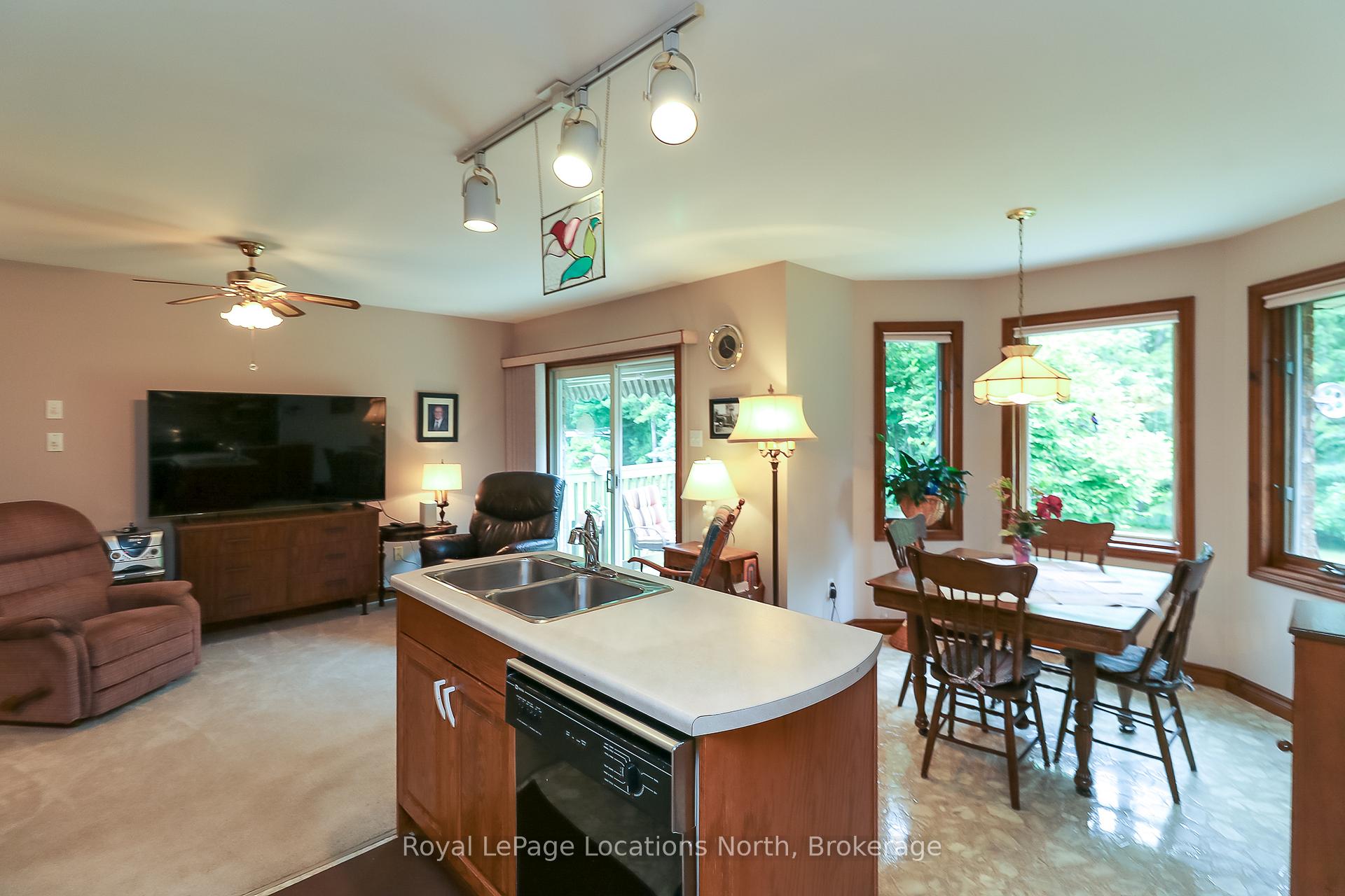 Photo 12 of 3 Kelley Crescent, Wasaga Beach — HOMEH