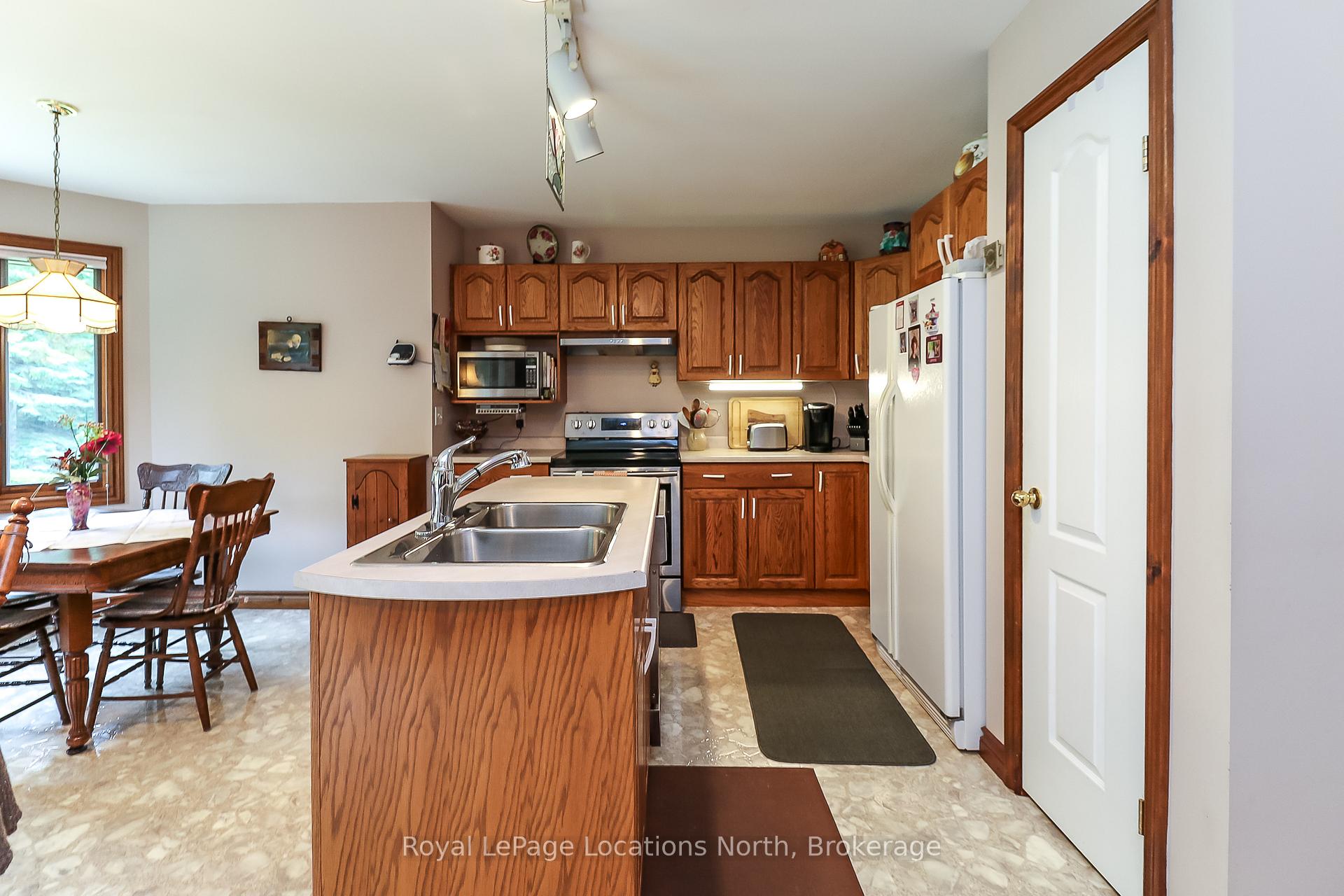Photo 14 of 3 Kelley Crescent, Wasaga Beach — HOMEH