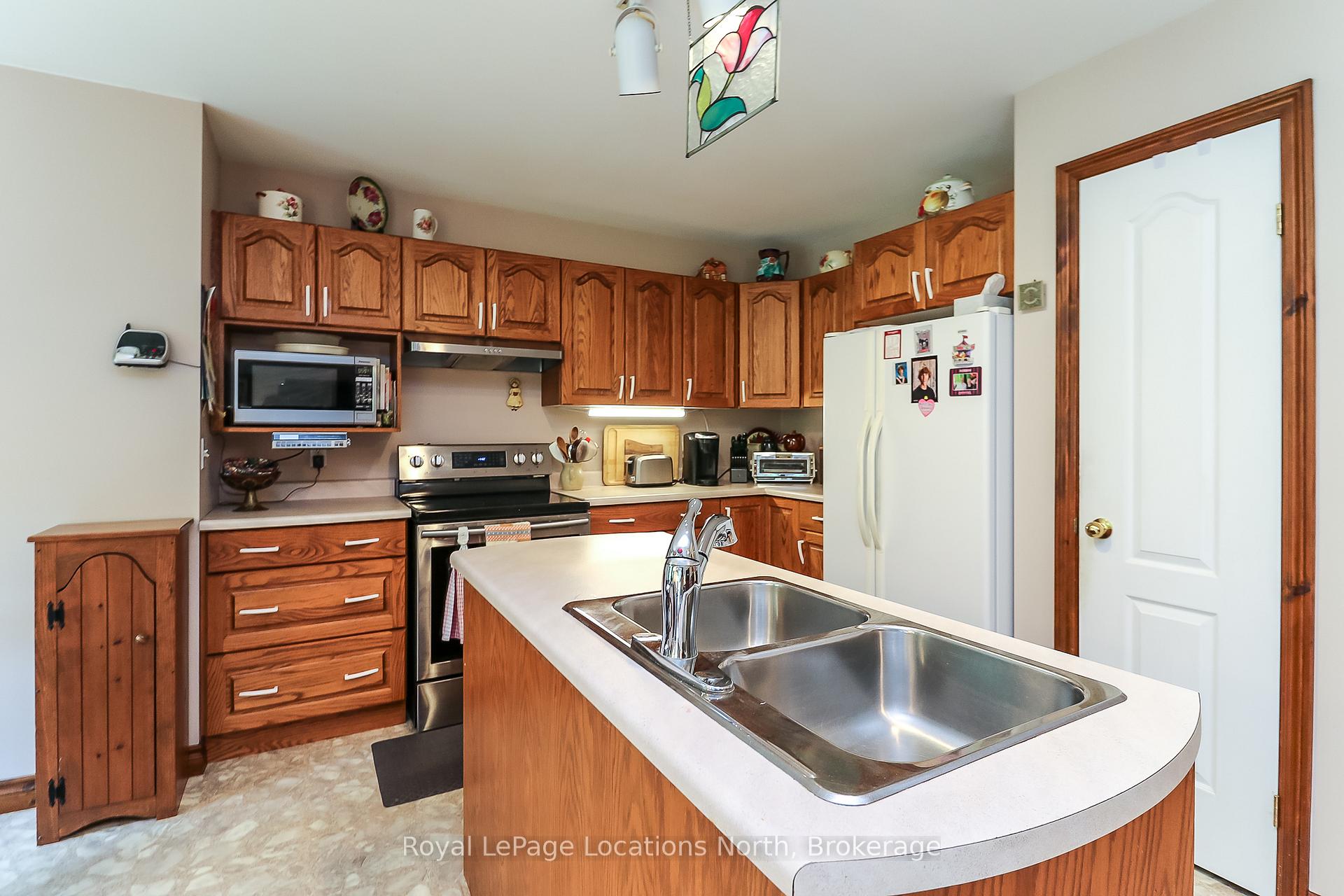 Photo 15 of 3 Kelley Crescent, Wasaga Beach — HOMEH
