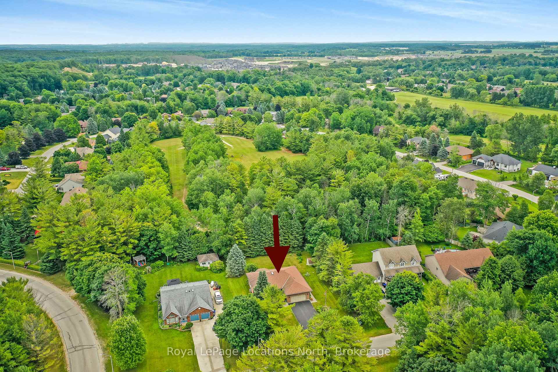 Photo 46 of 3 Kelley Crescent, Wasaga Beach — HOMEH