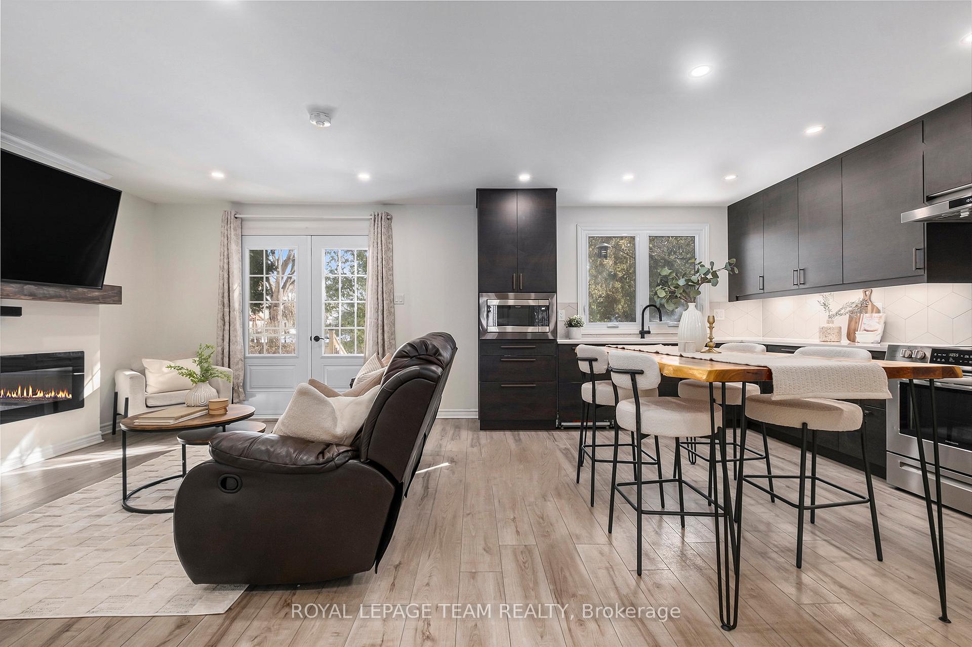 Photo 7 of 70 Cymbeline Drive, Ottawa, Westcliffe Estates — HOMEH