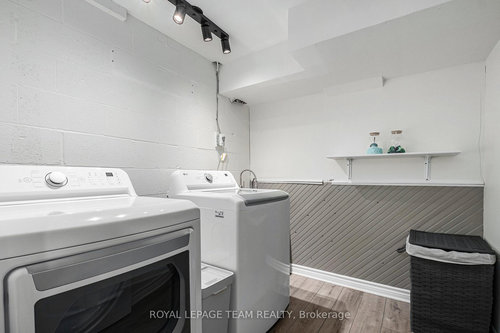 Photo 30 of 70 Cymbeline Drive, Ottawa, Westcliffe Estates — HOMEH