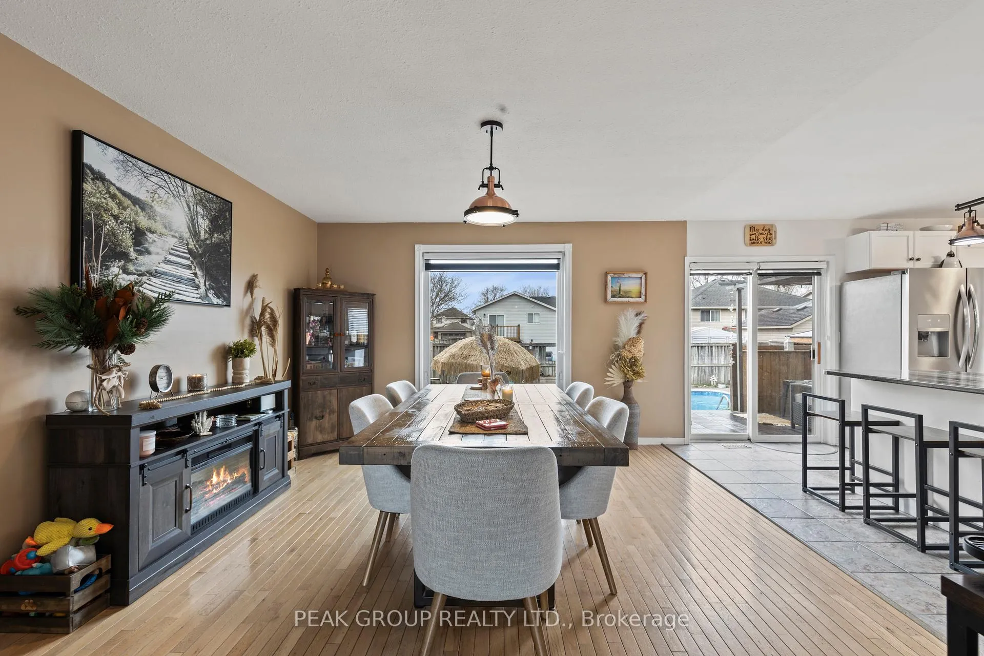 Photo 12 of 427 Trillium Avenue, Welland, West Welland — HOMEH