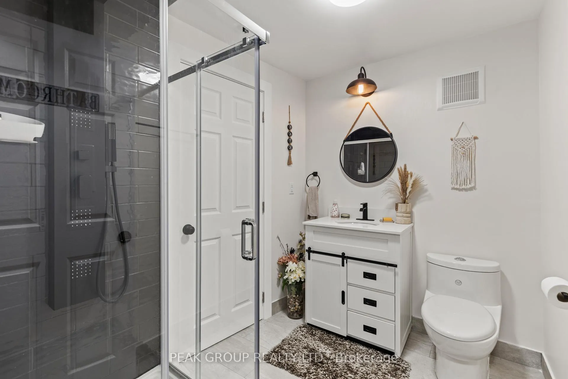 Photo 37 of 427 Trillium Avenue, Welland, West Welland — HOMEH