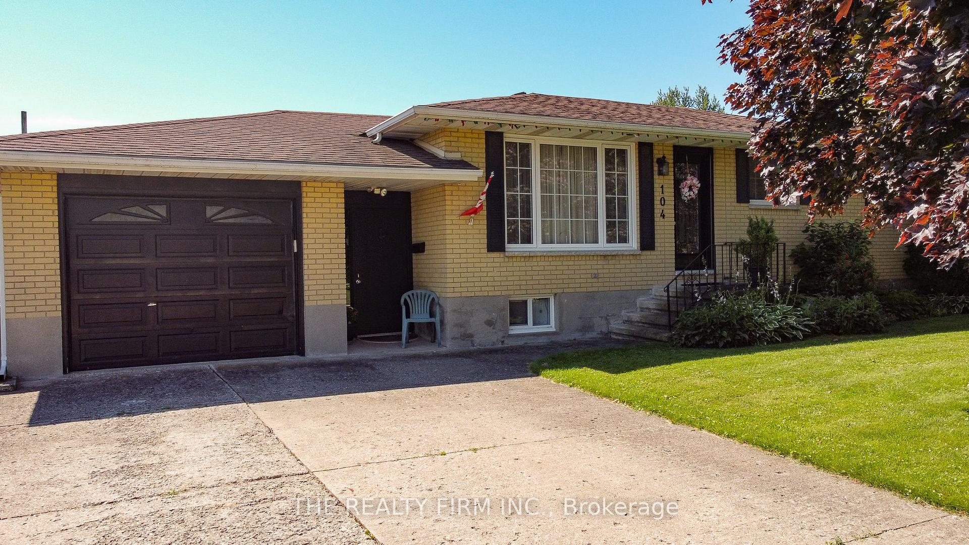 Photo 2 of 104 William Street, West Elgin, West Lorne — HOMEH