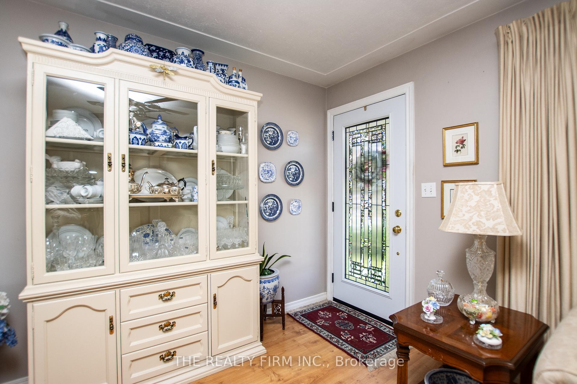 Photo 4 of 104 William Street, West Elgin, West Lorne — HOMEH