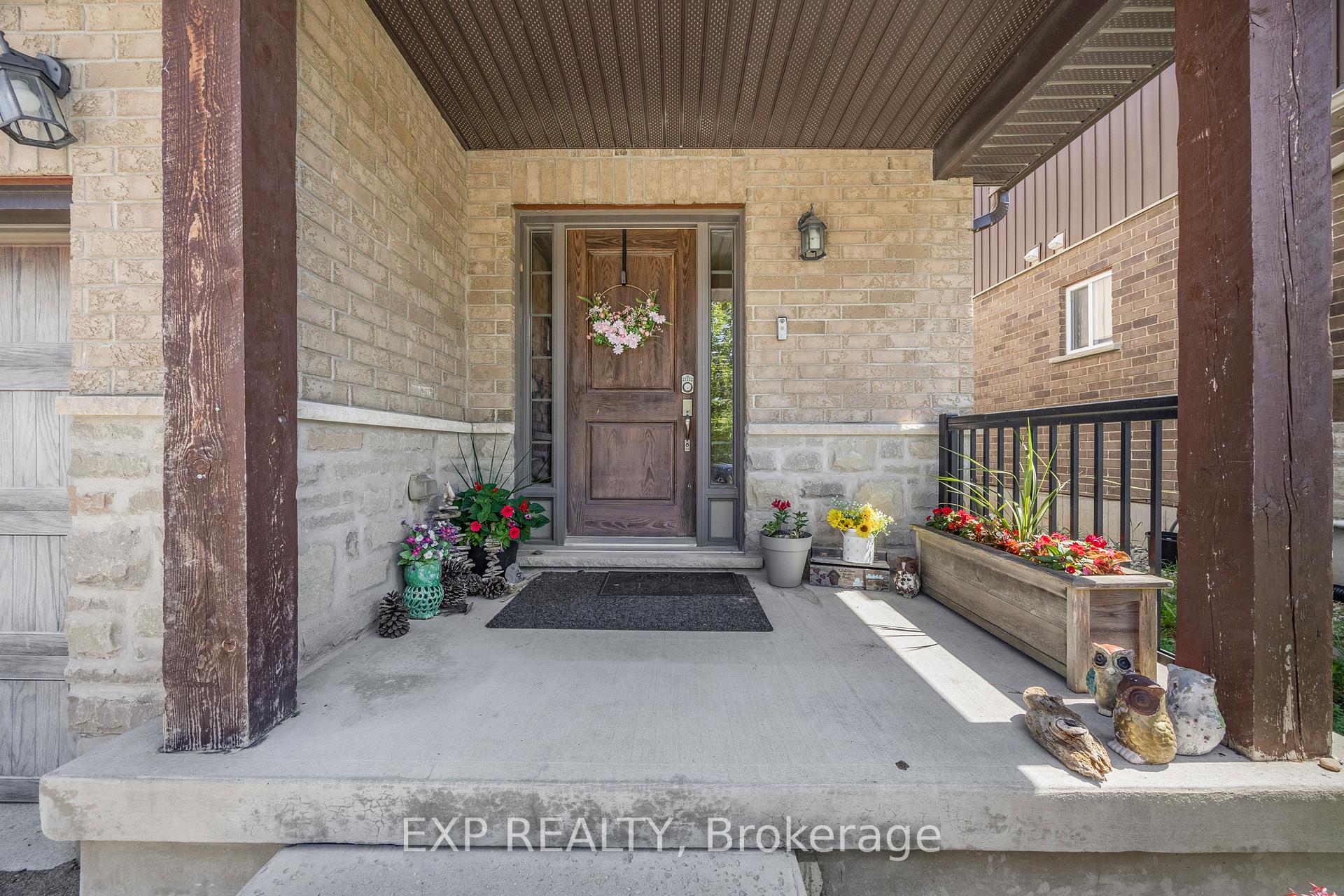 Photo 3 of 620 Montpellier Drive, Waterloo — HOMEH