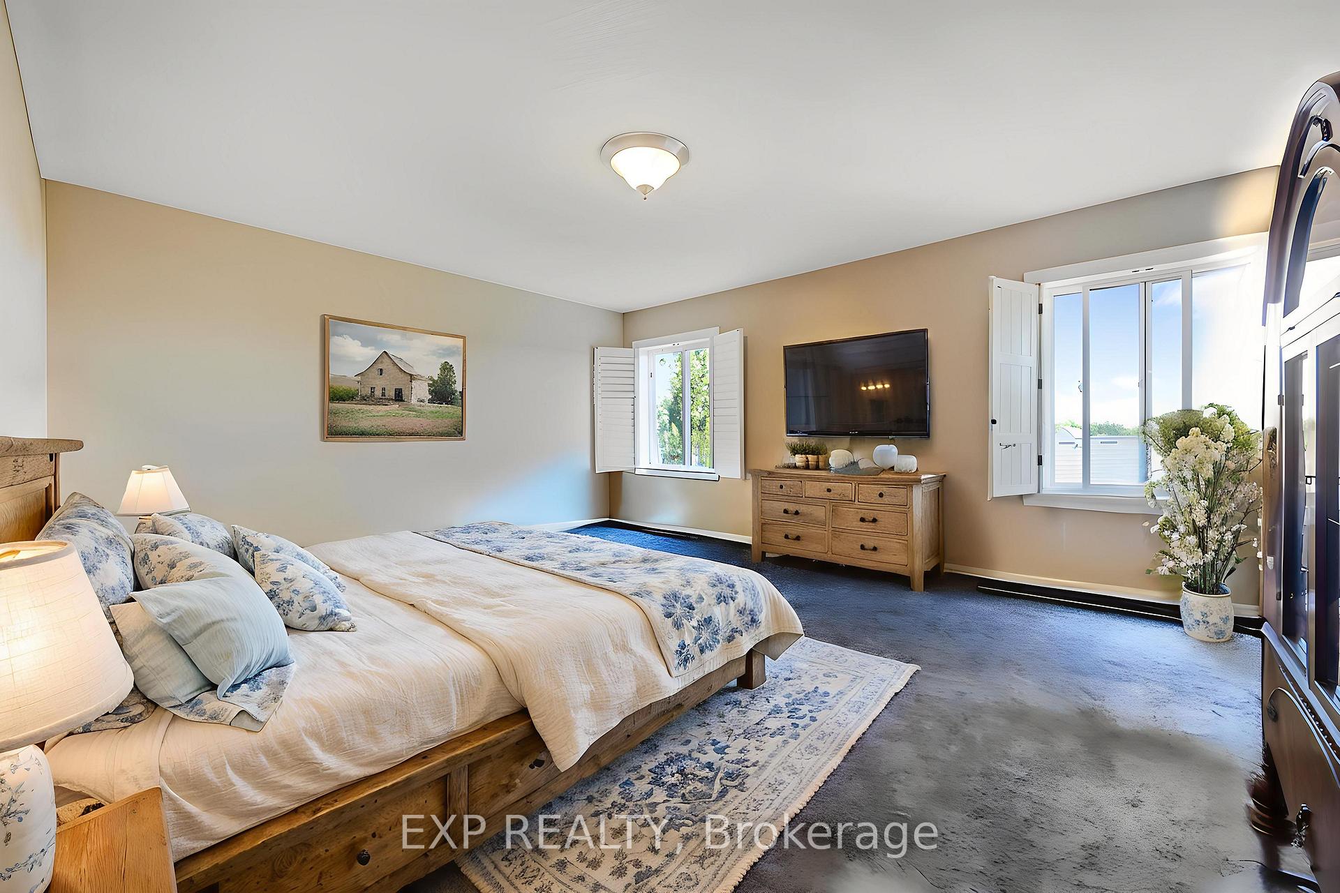 Photo 20 of 620 Montpellier Drive, Waterloo — HOMEH