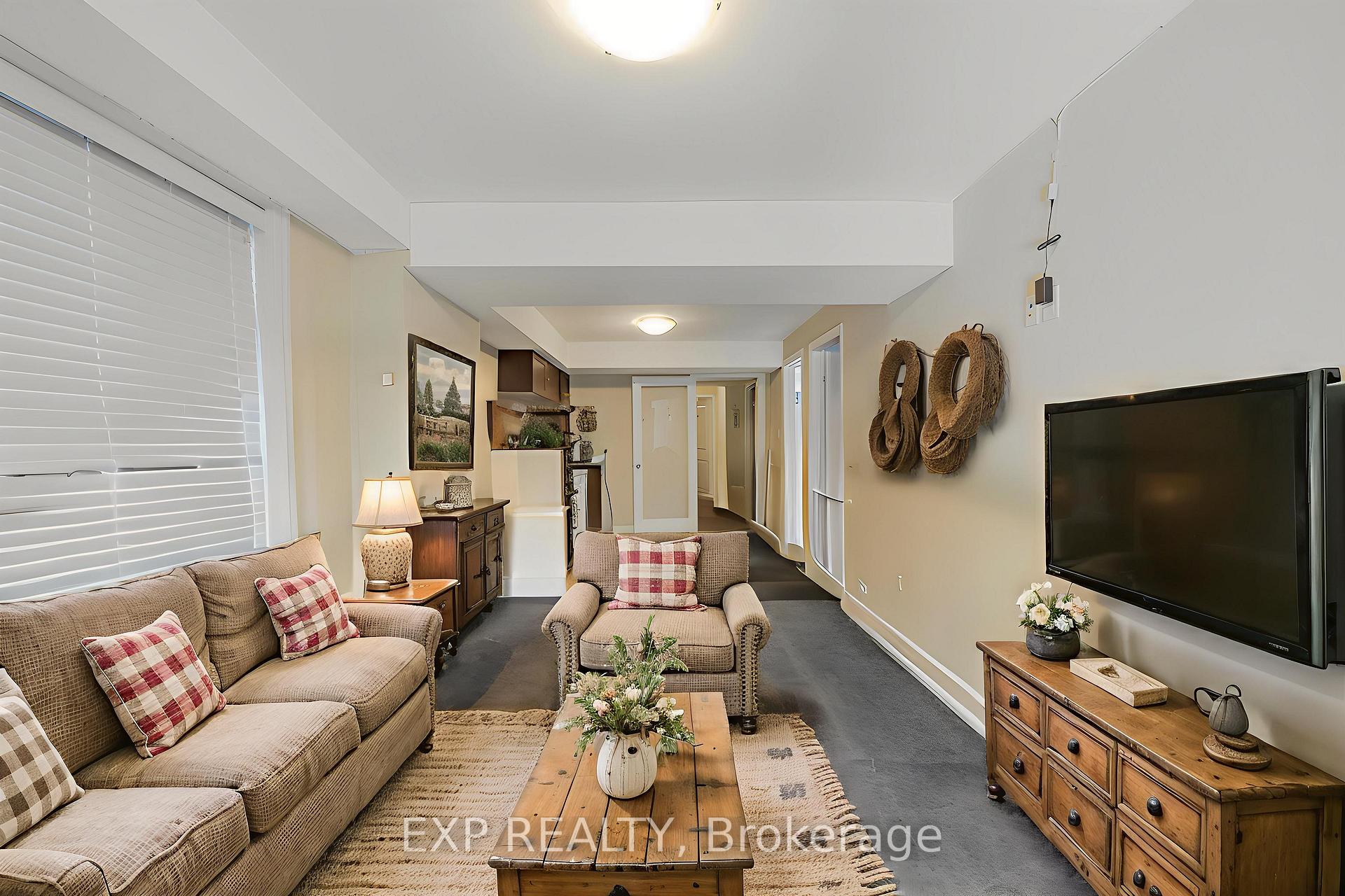 Photo 25 of 620 Montpellier Drive, Waterloo — HOMEH
