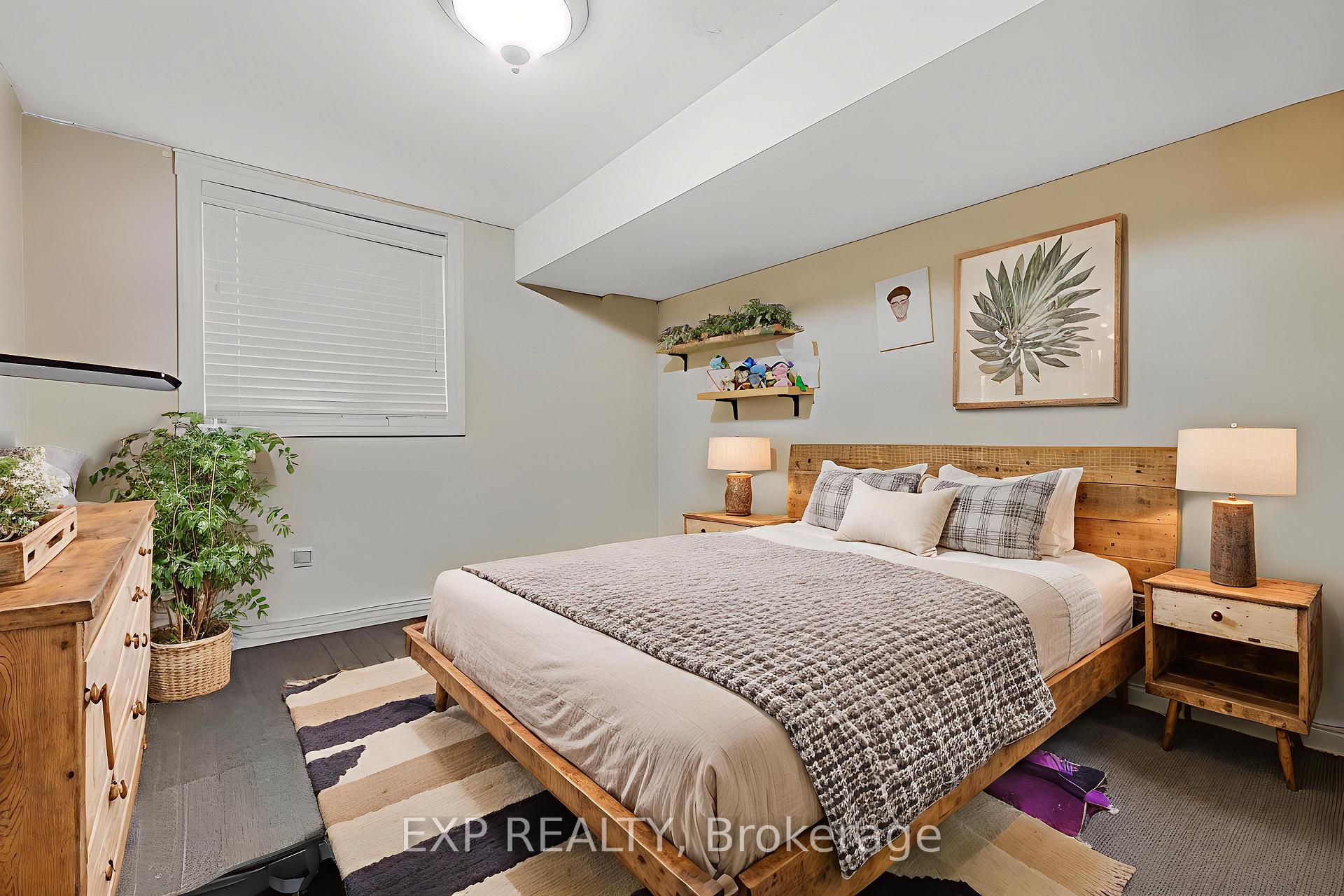 Photo 27 of 620 Montpellier Drive, Waterloo — HOMEH